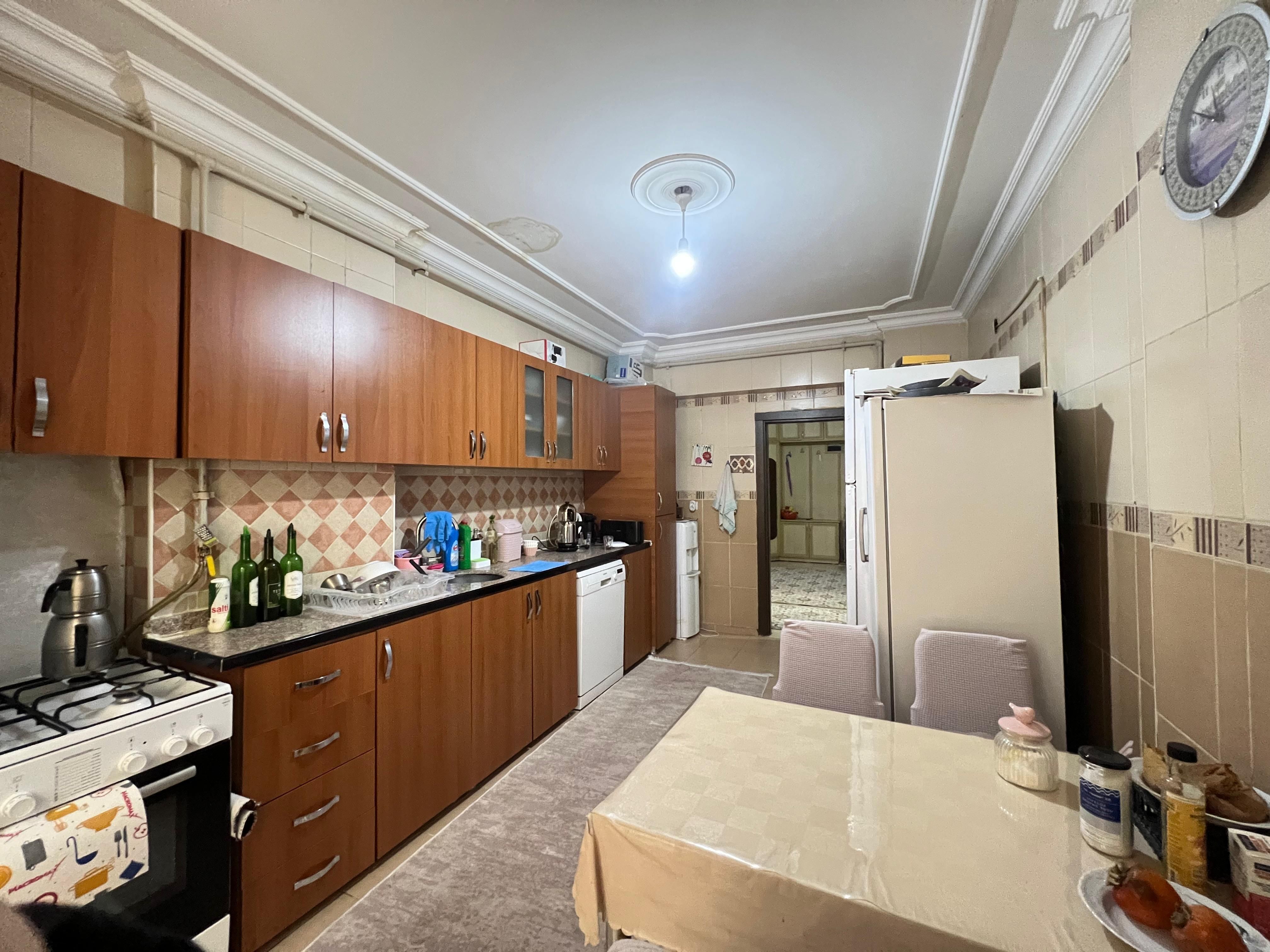 OFİS AKKOYUNLU 4.SOKAK'TA SATILIK 3+1 DAİRE