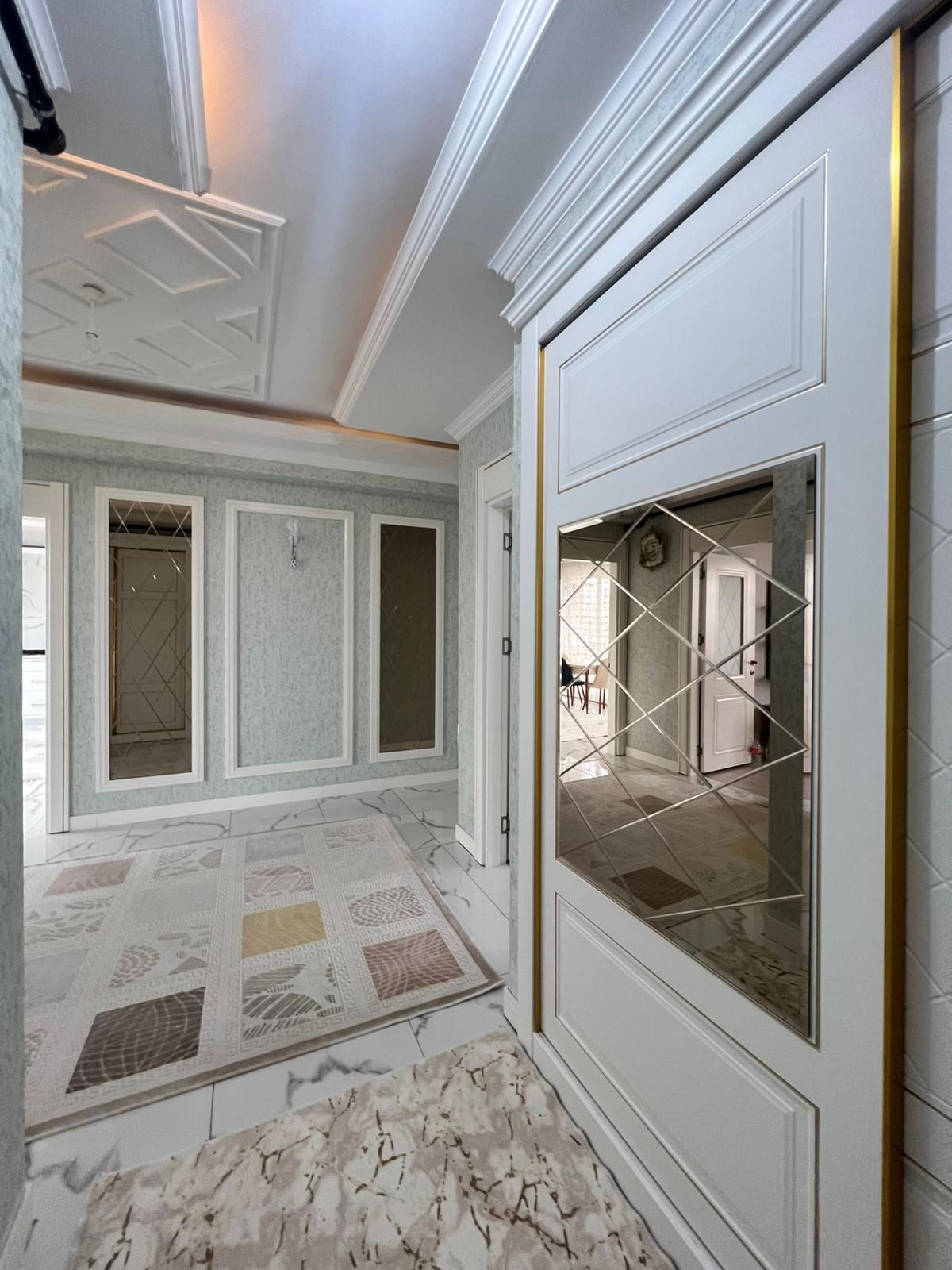 FABRİKA MAHALLESİNDE LÜX 4+1 SATILIK DAİRE