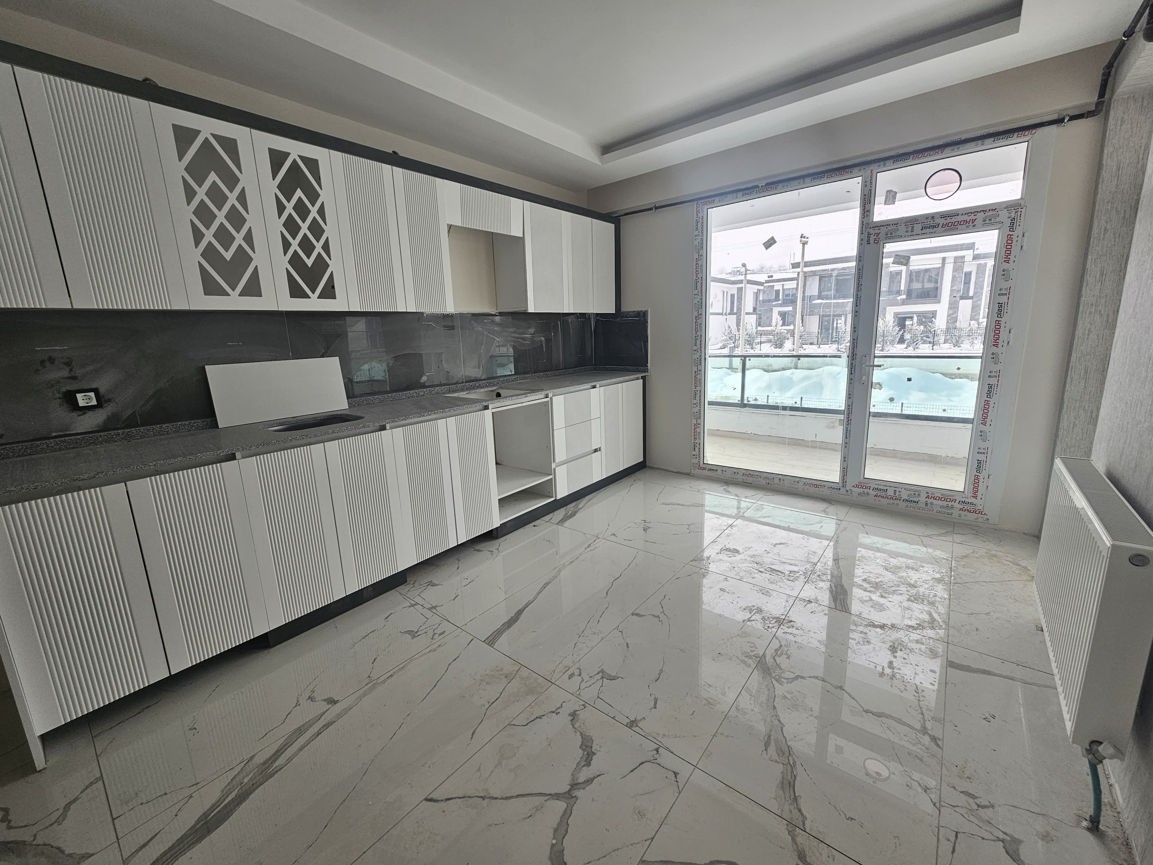 450 EVLER'DE SIFIR 3+1 FIRSAT DAİRE