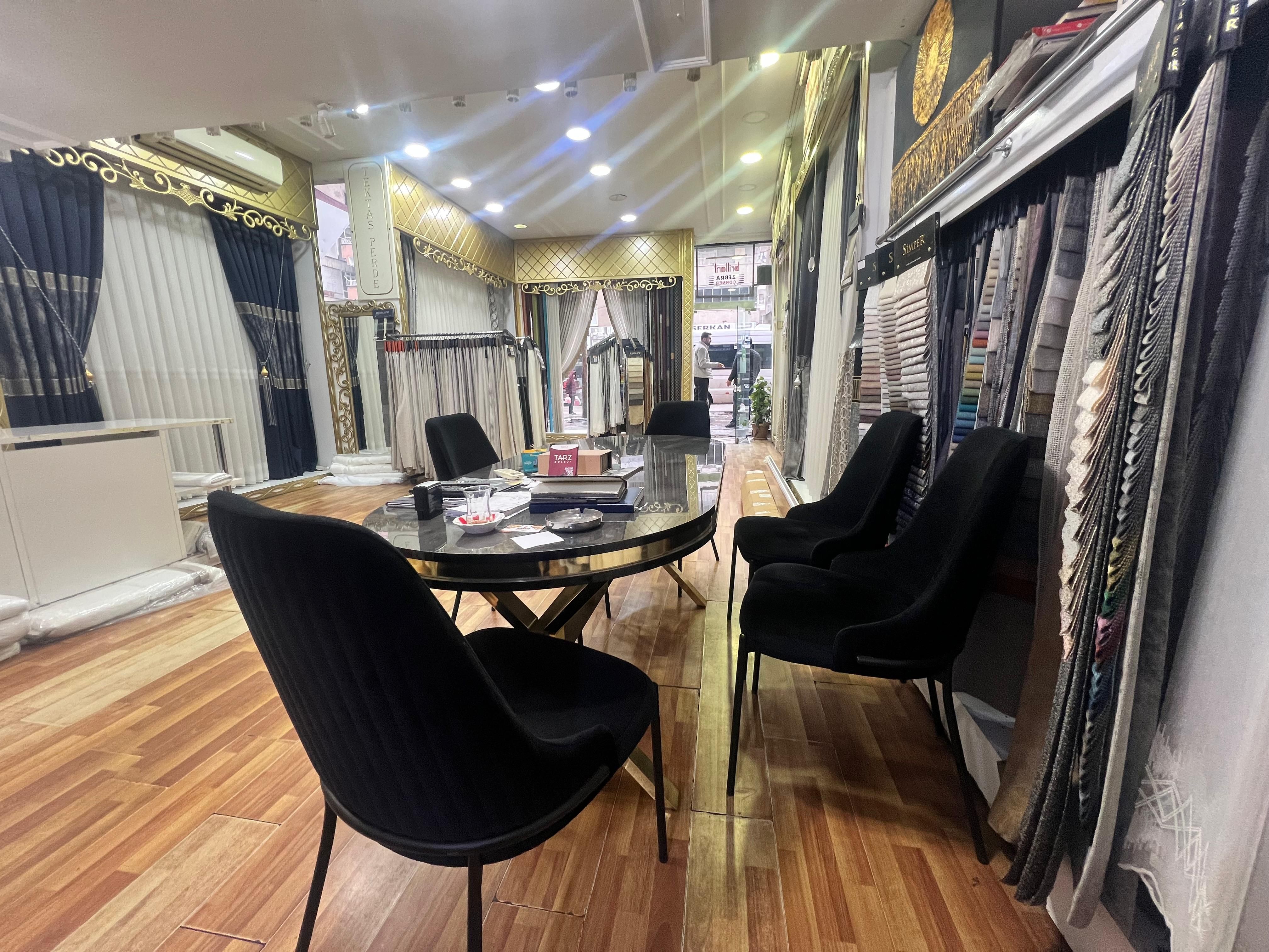 HATBOYU CADDESİNDE SATILIK 2 KATLI İŞ YERİ