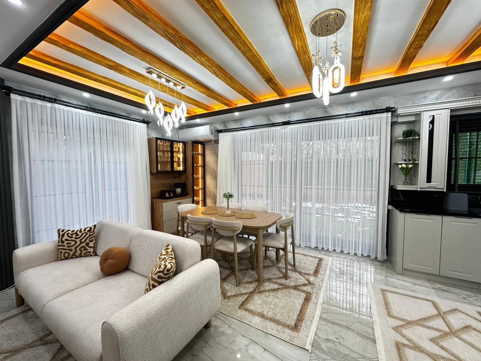 TOPTANCILAR DA DAİRE FİYATINA ACİL SATILIK 4.5+1 TRİPLEX VİLLA