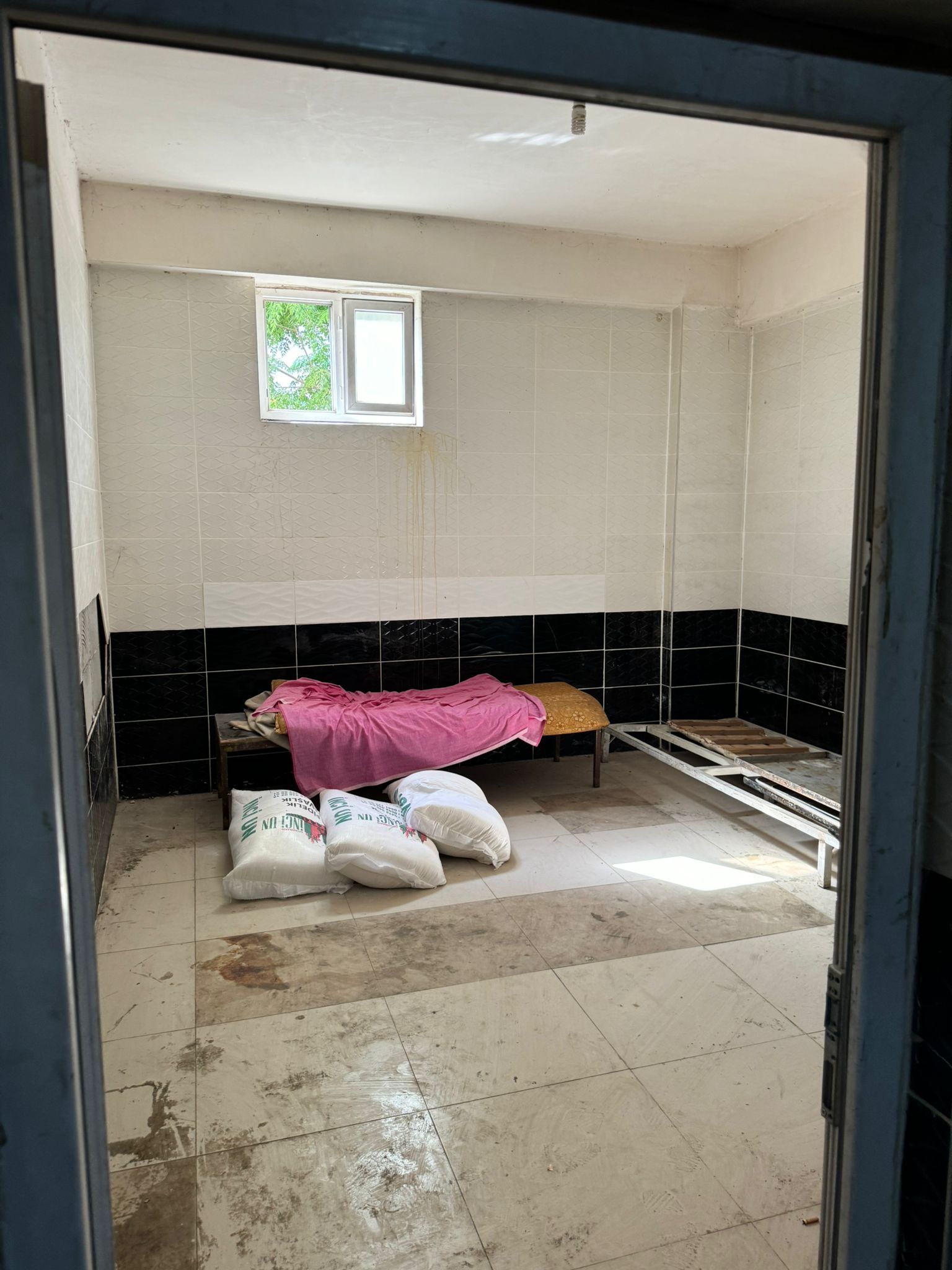 NEVROZ PARK OPET PETROL ARKASI'NDA SATILIK FIRIN