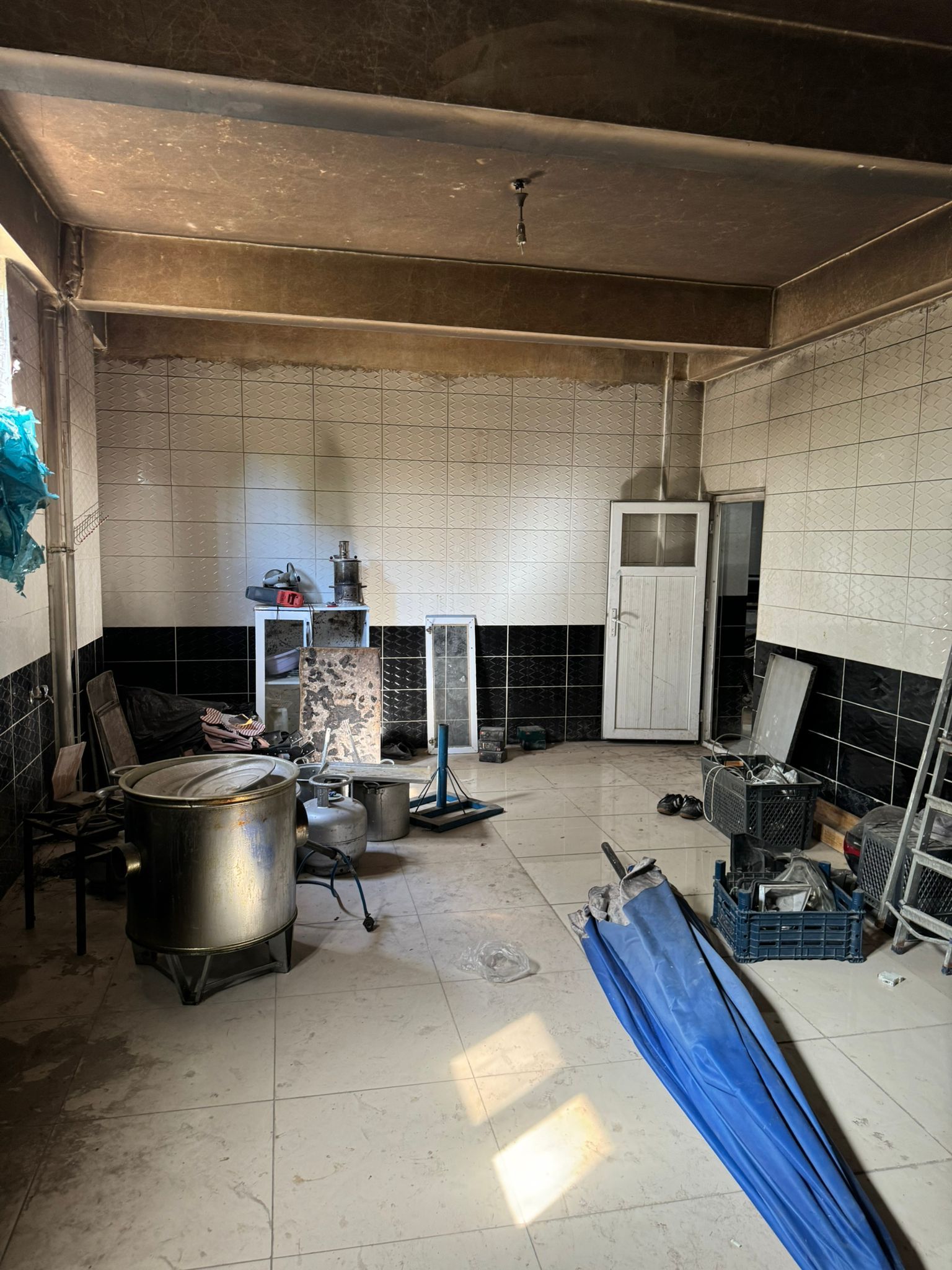 NEVROZ PARK OPET PETROL ARKASI'NDA SATILIK FIRIN