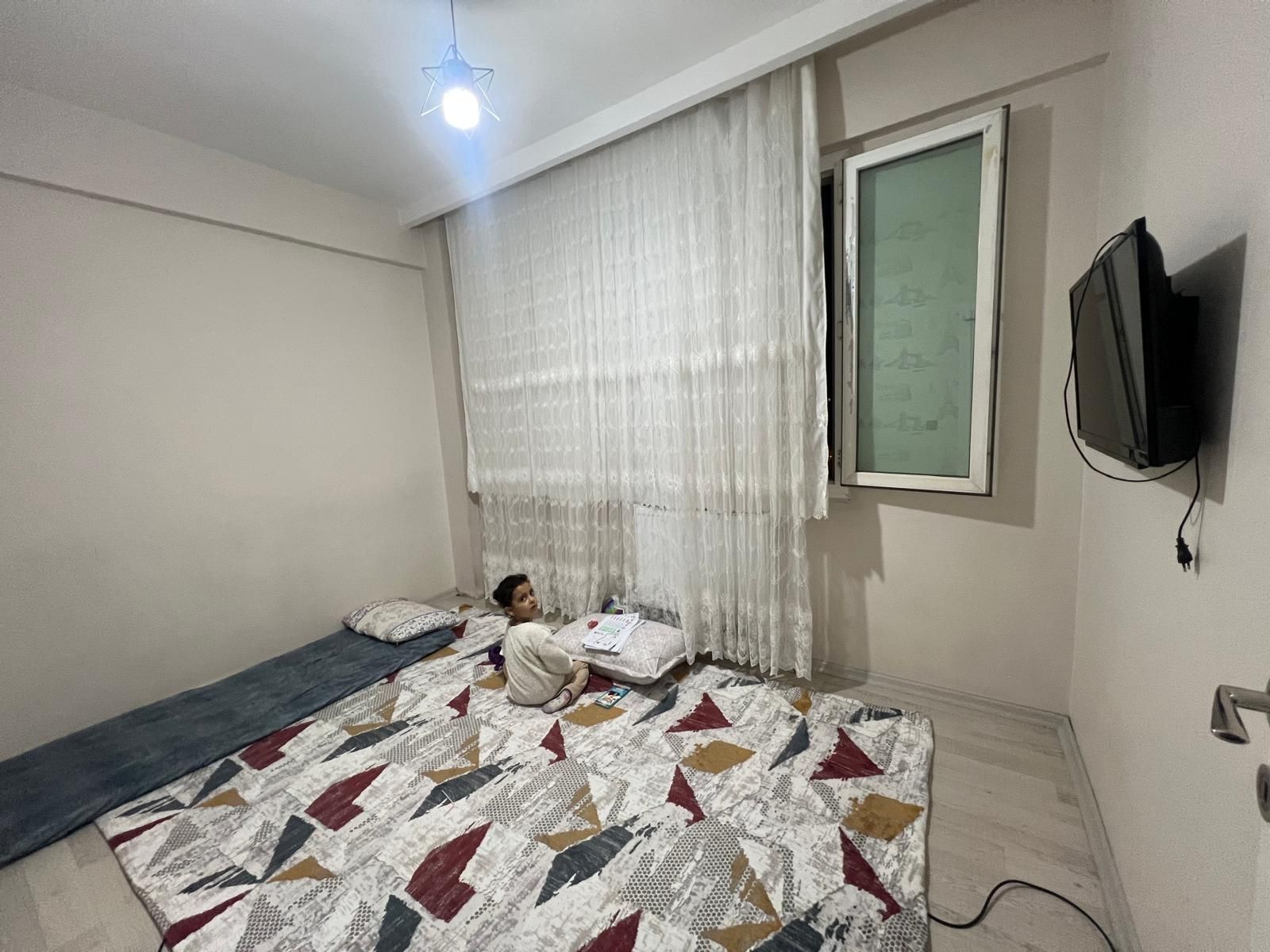 BAĞCILAR HESKİF CADDESİNDE SATILIK 2,5+1 DAİRE