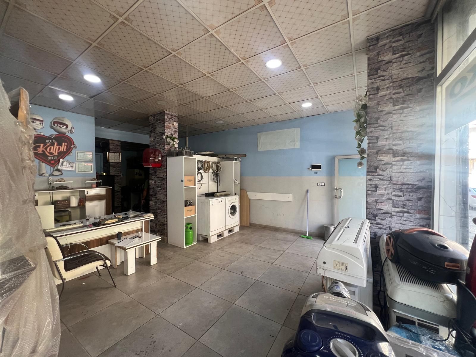 BAĞLAR SAĞLIK OCAĞI SALI PAZARINDA SATILIK DÜKKAN