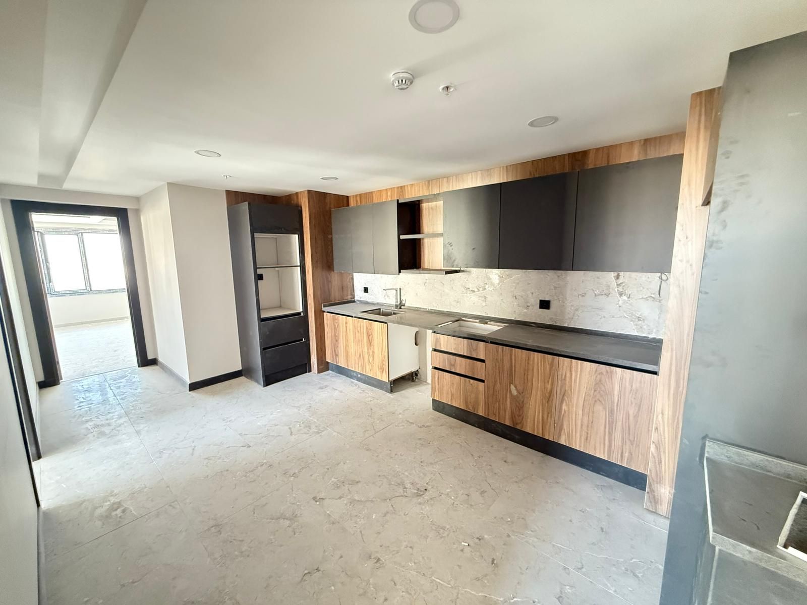 ÇEYSA CENROPELDE 3+1 KİRALIK BÜRO