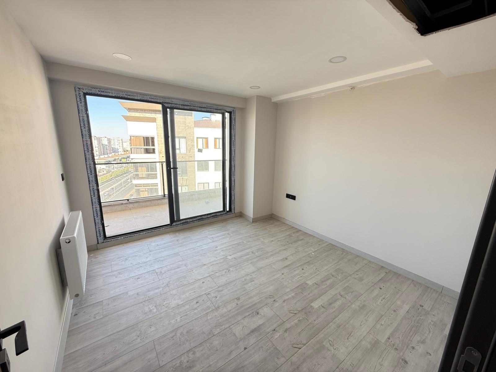 ÇEYSA CENROPELDE 3+1 KİRALIK BÜRO