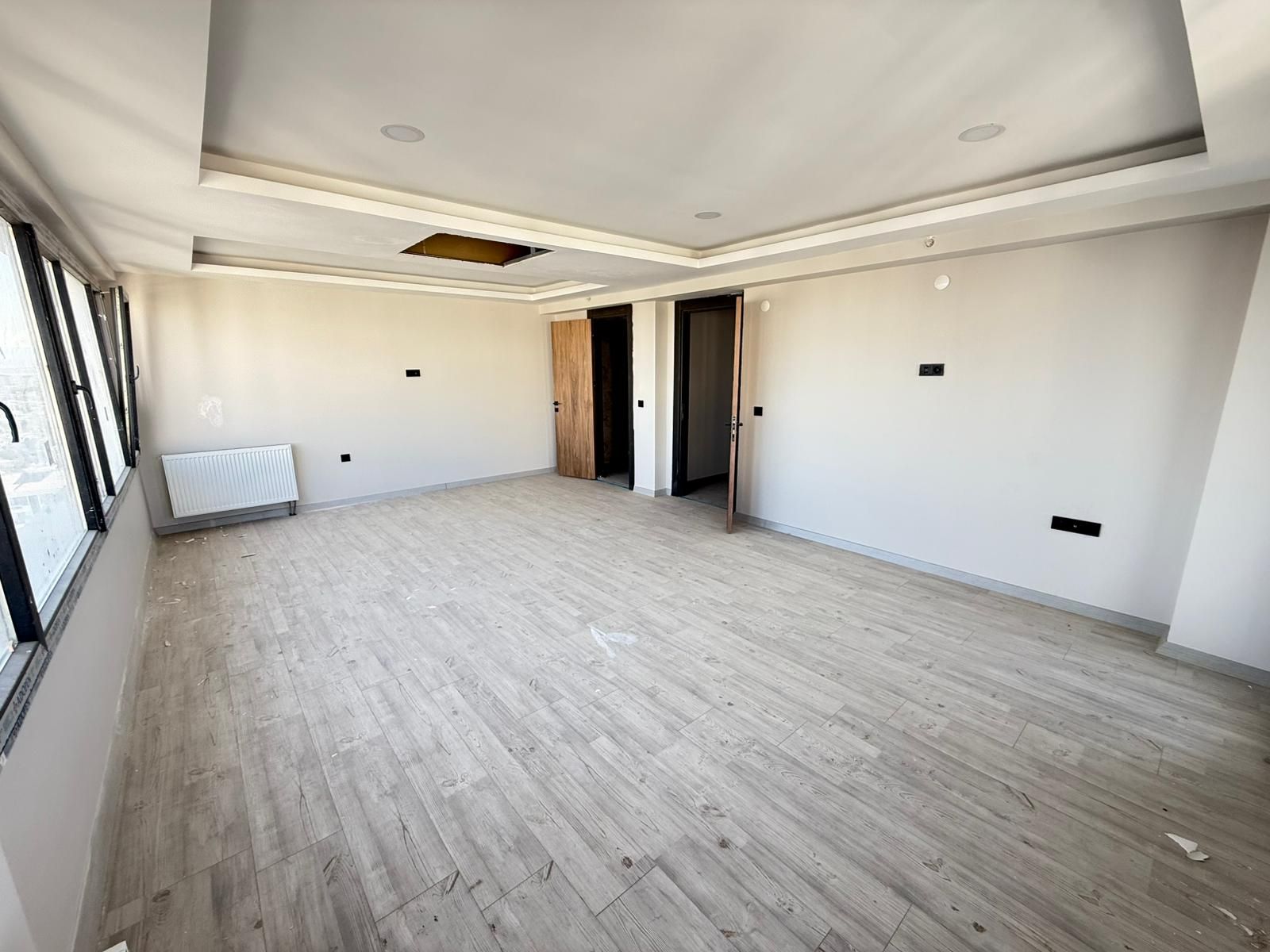 ÇEYSA CENROPELDE 3+1 KİRALIK BÜRO