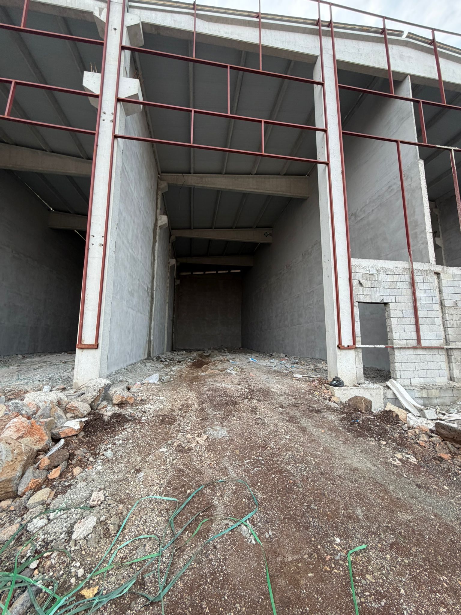 MOSTİM SANAYİDE 200M2 SATILIK FIRSAT DÜKKAN
