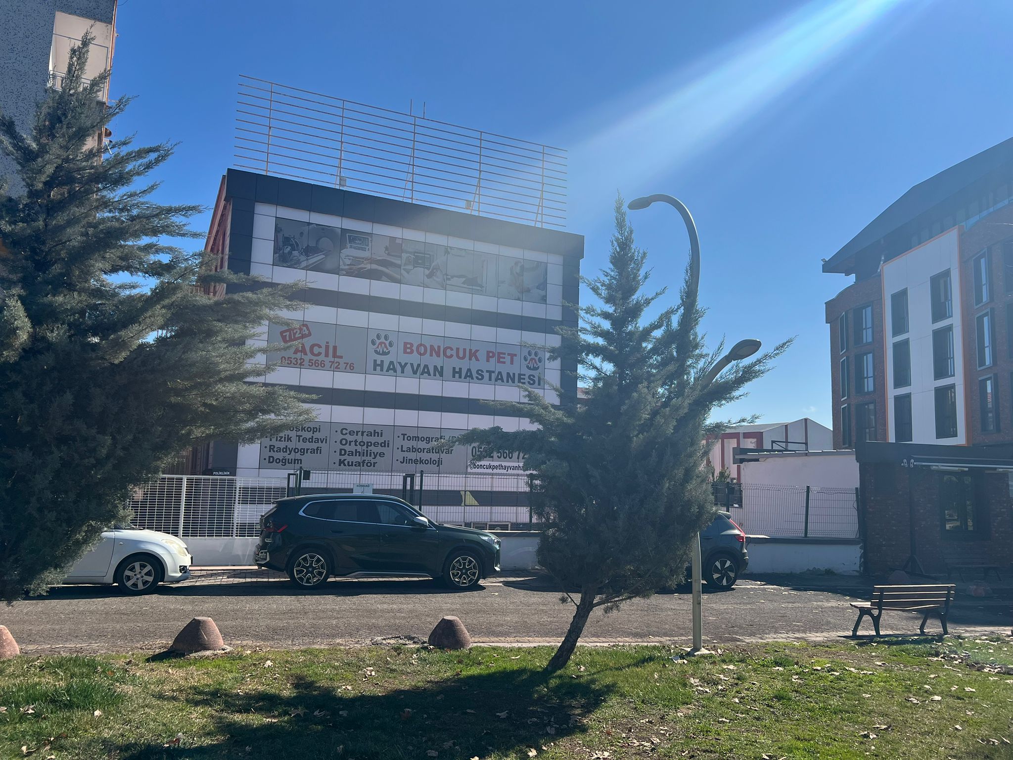 KANTAR KAVŞAĞINDA 4 KATLI 17 ODALIBOŞ İŞYERİ