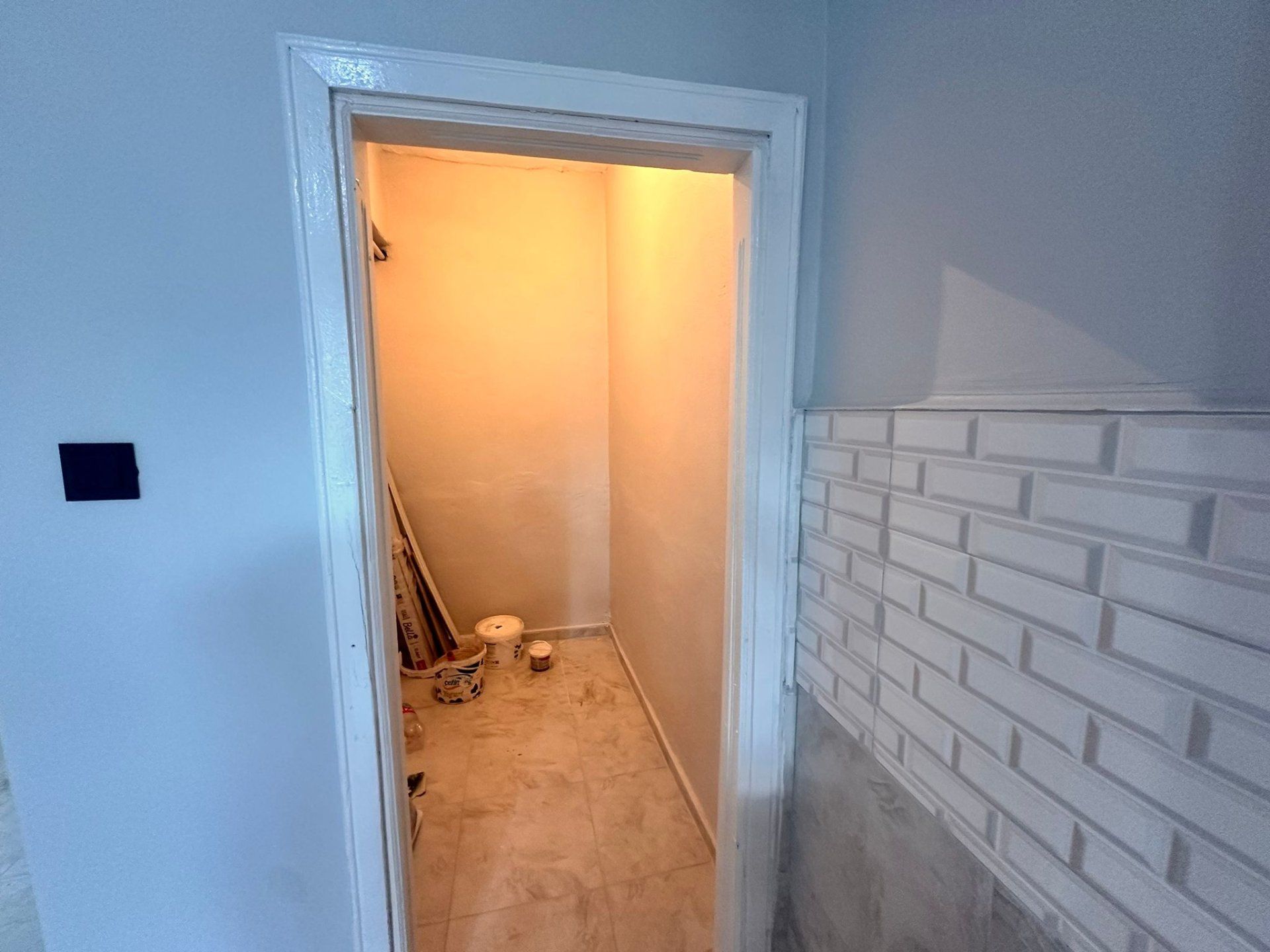 POLİS OKULU ARKA TARAFINDA FULL BAKIMLI KOOPERATİF 3+1 SATILIK DAİRE DAİRE