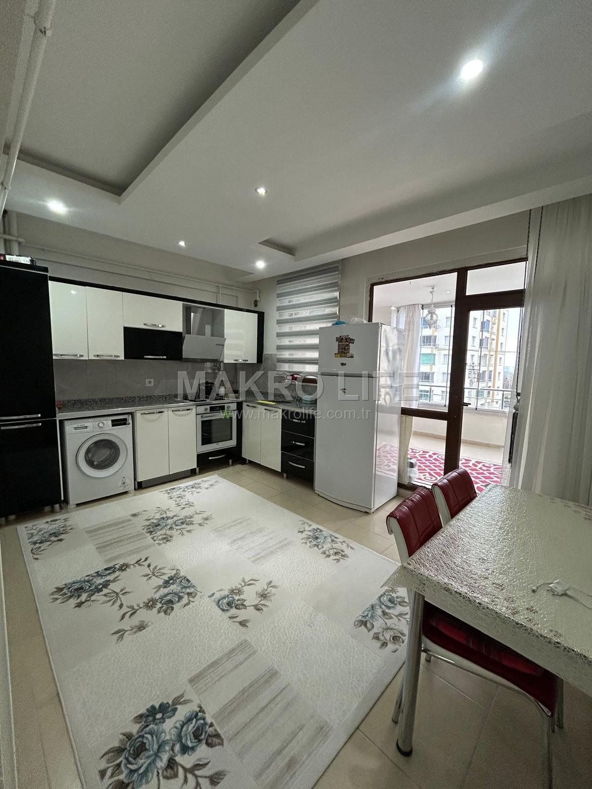 FABRİKA MAHALLESİ CADDE ÜZERİNDE SATILIK 3+1 DAİRE!