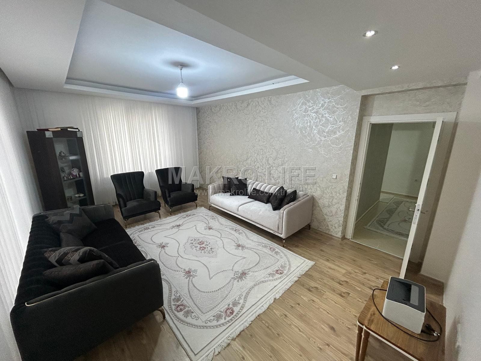 FABRİKA MAHALLESİ CADDE ÜZERİNDE SATILIK 3+1 DAİRE!