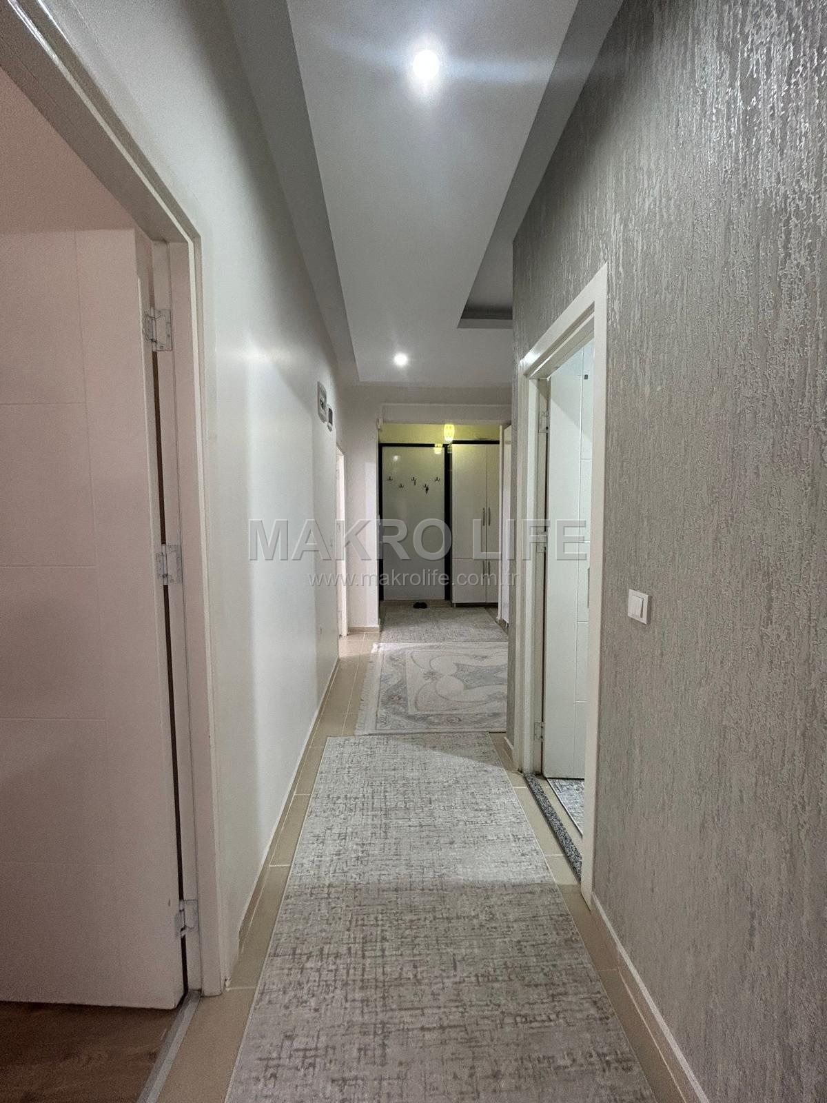 FABRİKA MAHALLESİ CADDE ÜZERİNDE SATILIK 3+1 DAİRE!