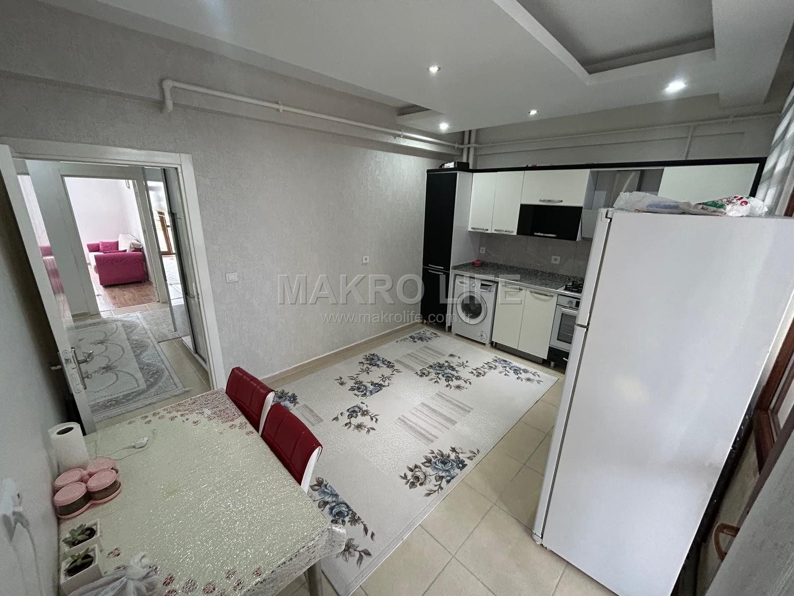 FABRİKA MAHALLESİ CADDE ÜZERİNDE SATILIK 3+1 DAİRE!