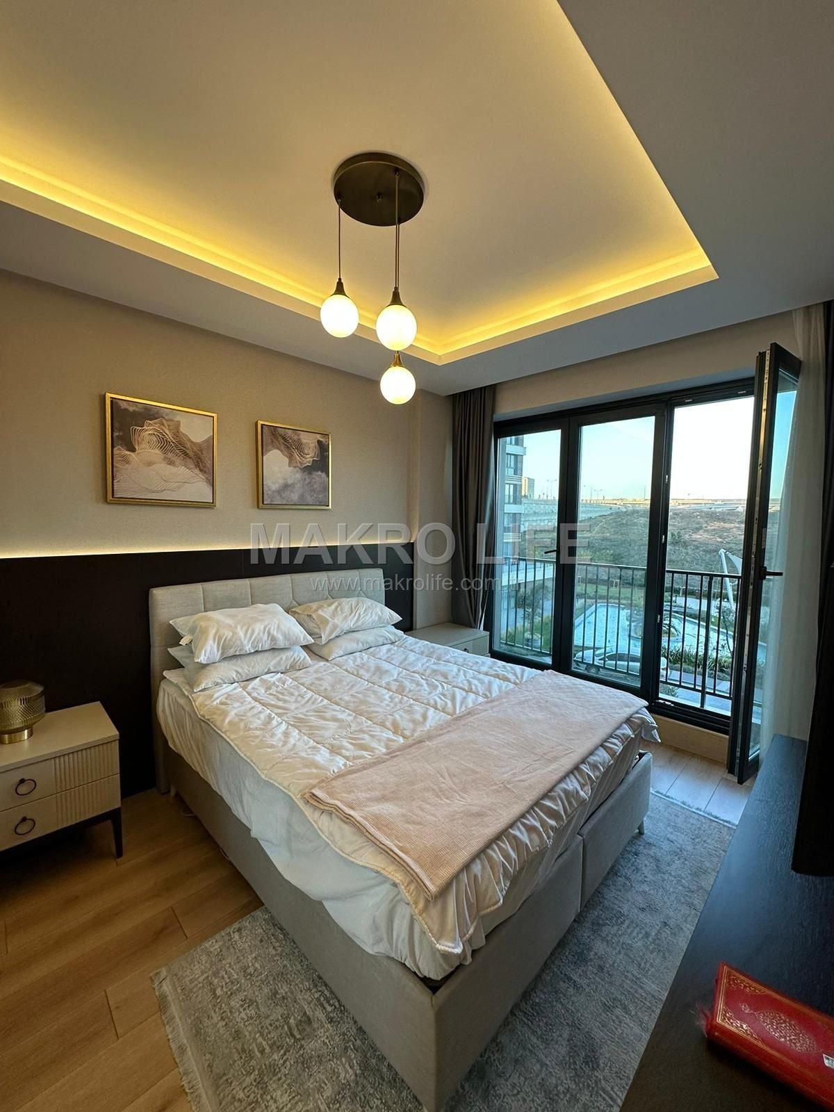 3. İSTANBUL GRAND RESİDANS 1+1 LÜKS EŞYALI SATILIK DAİRE