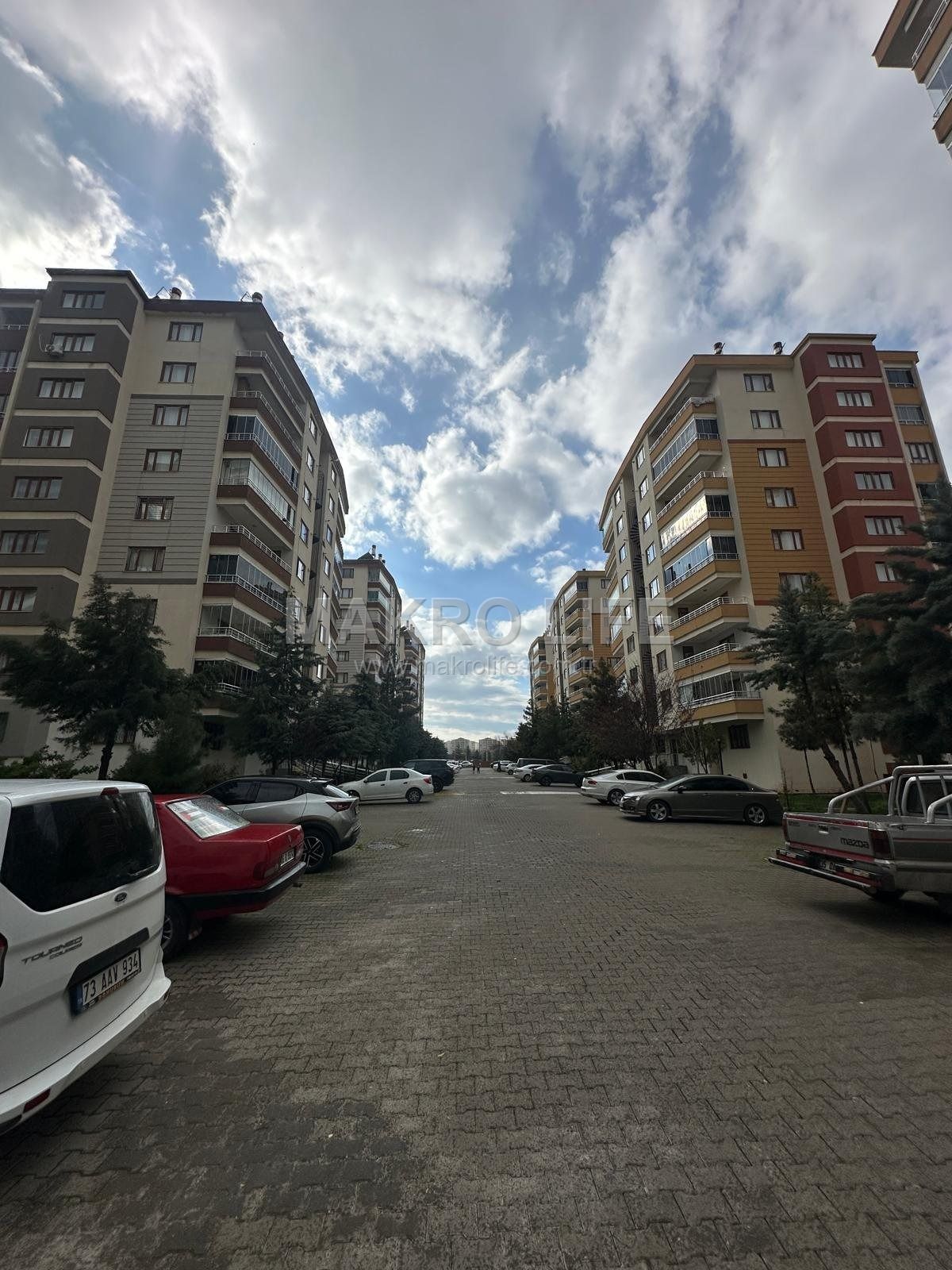 BAĞCILAR’DA GENİŞ VE KONFORLU 4+1 YAŞAM FIRSATI! 🔥