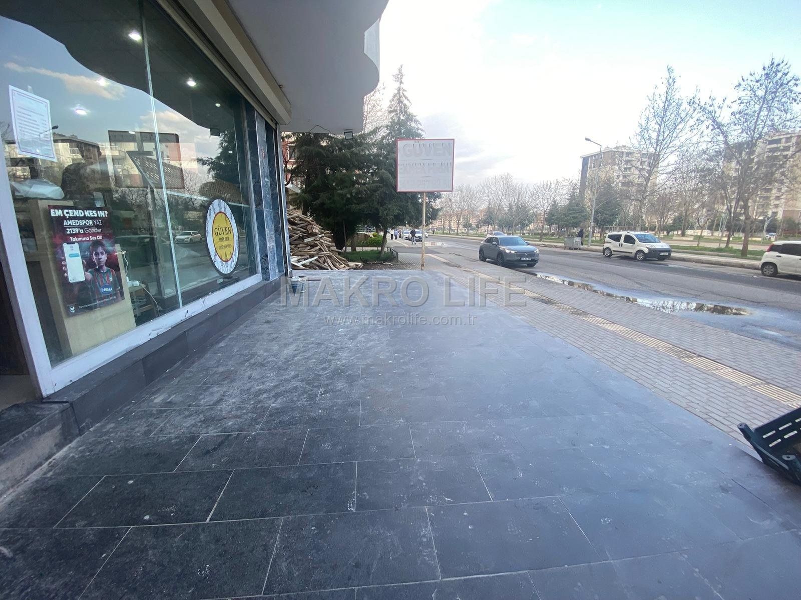 DİCLEKENTTE DEVREN SATILIK EKMEK FIRINI