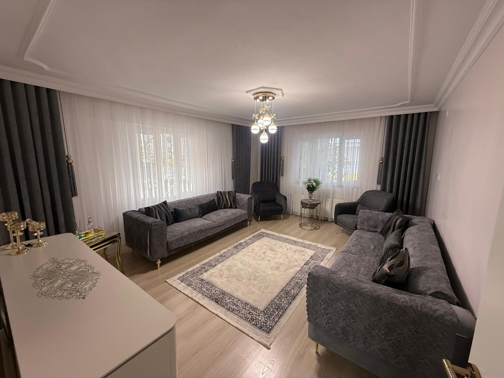 NİNOVA AVM ARKASINDA 3+1 SATILIK FIRSAT DAİRE
