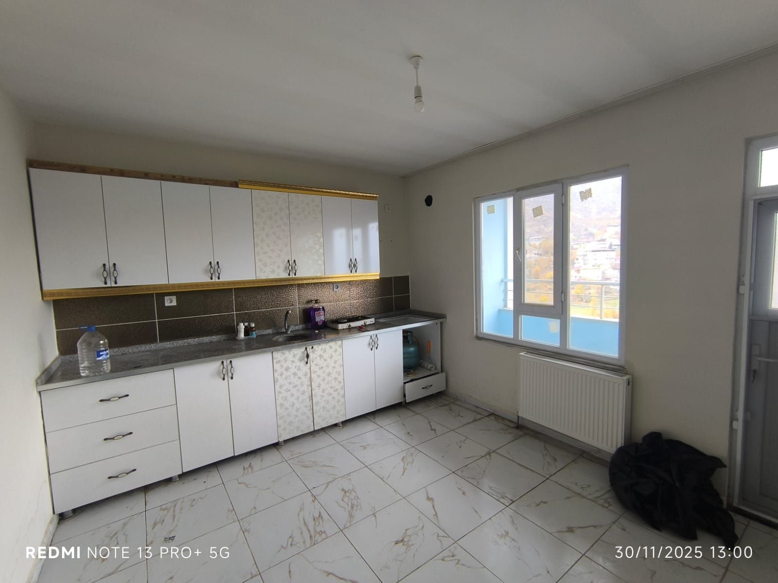 BATMANIN GÖZDE İLÇESİ CEVİZ VE BAL DİYARI SASONDA YATIRIMLIK FIRSAT 3+1 DAİRE