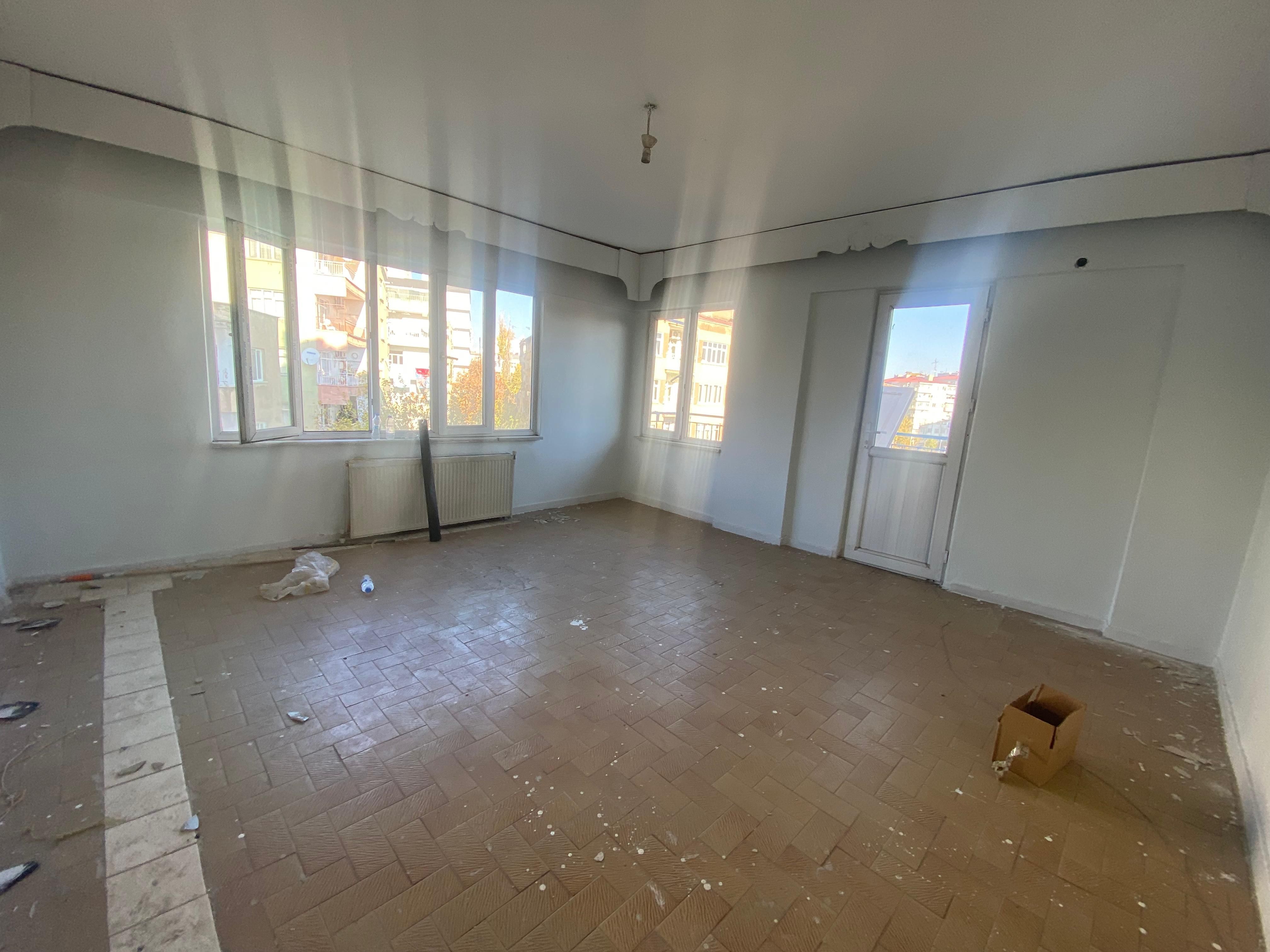 YENİŞEHİR İŞKUR CİVARI SATILIK 3+1 DAİRE
