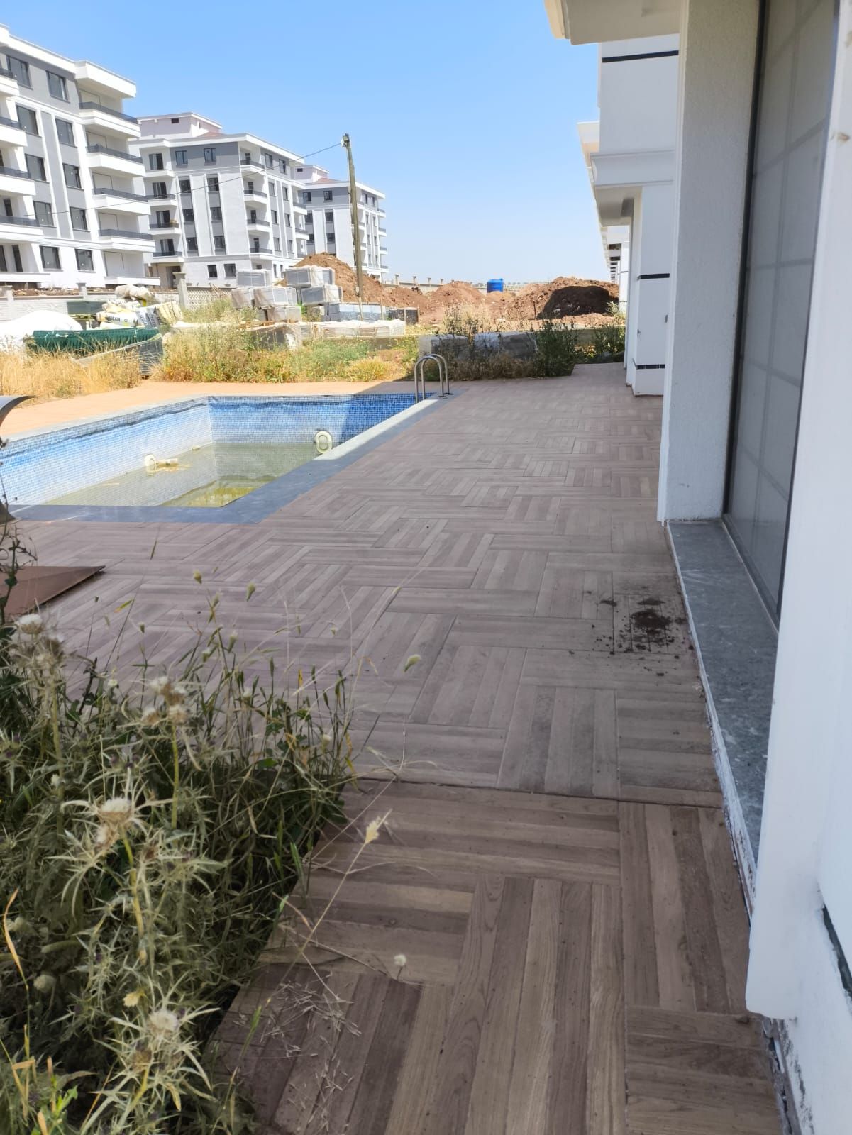 MAKRO LİFE GAYRİMENKUL'DEN 450 EVLER CİVARI SATILIK LÜKS TRİPLEX VİLLA