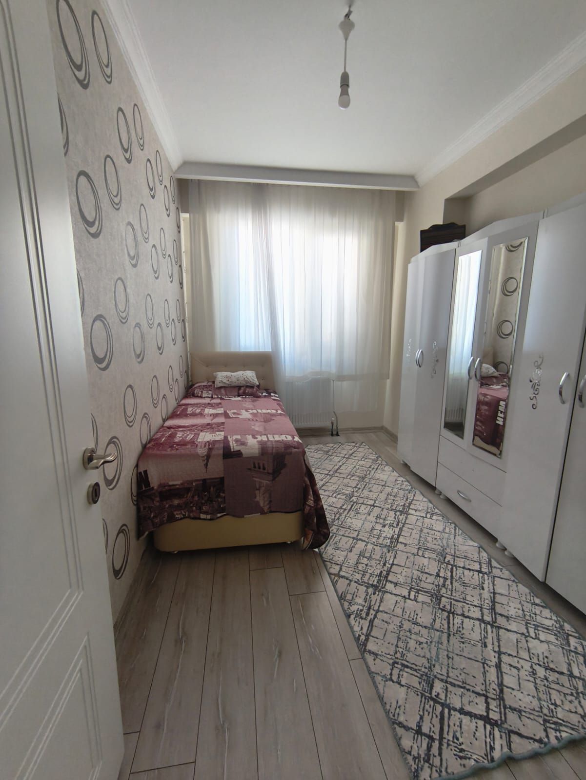 ÜÇKUYULAR 3+1 LÜKS DAİRE