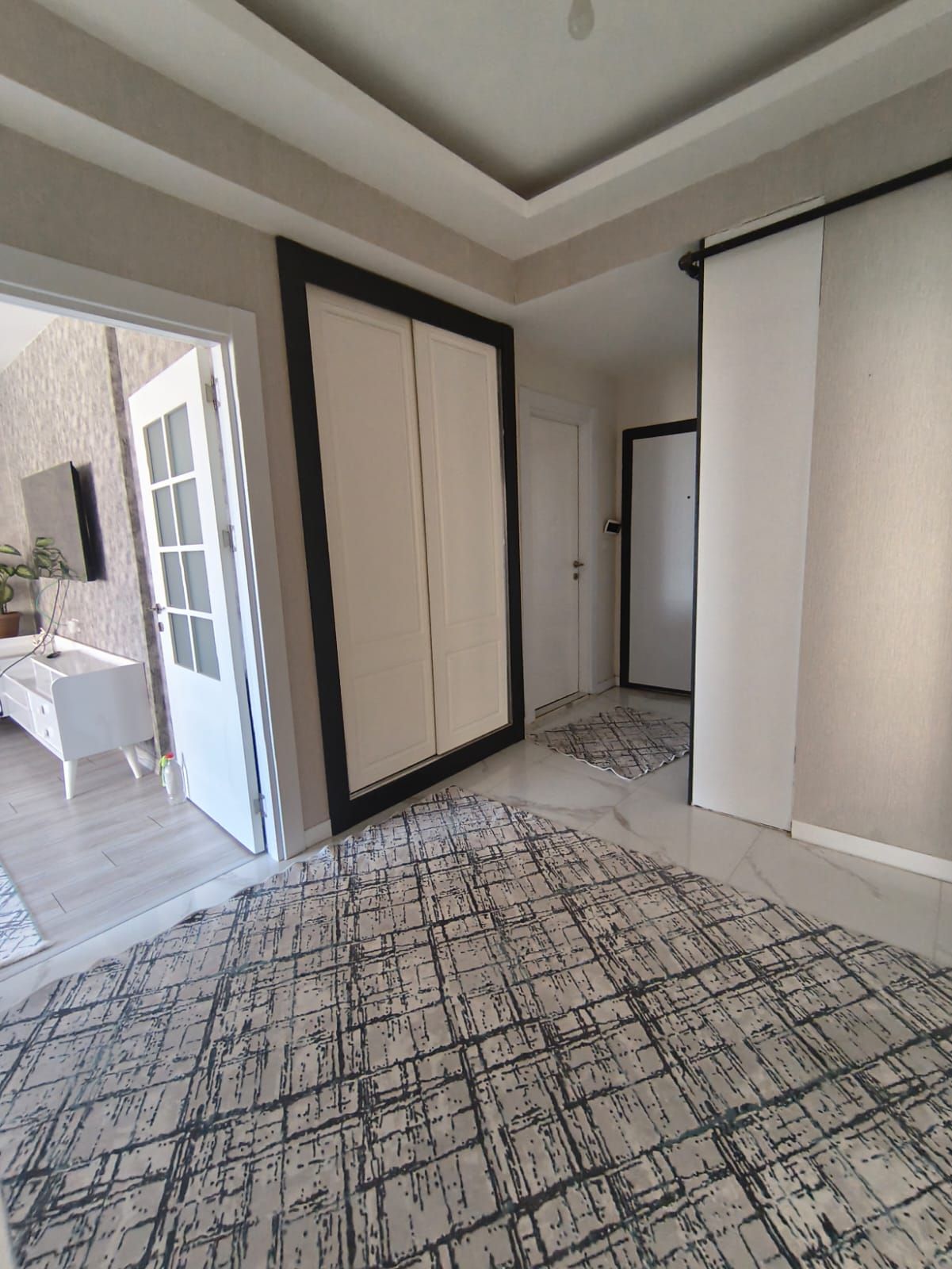 ÜÇKUYULAR 3+1 LÜKS DAİRE