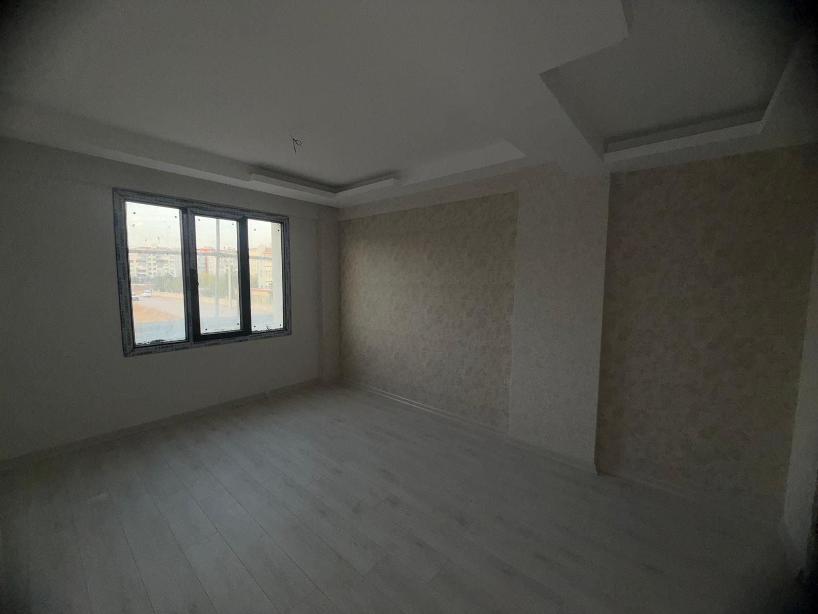 NEVROZ PARK ARKASINDA ENÇ YAPI KALİTESİ İLE 2+1 SIFIR DAİRE