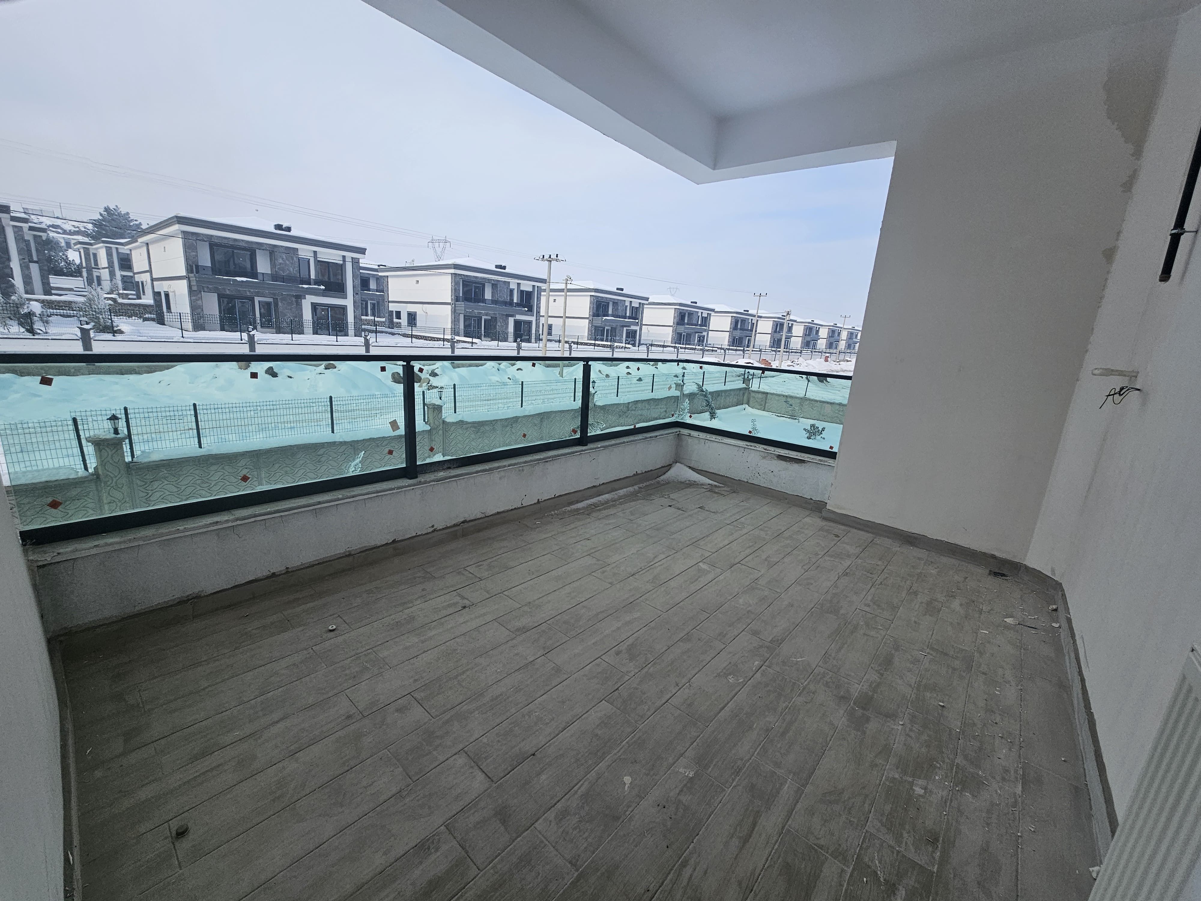 450 EVLER'DE SIFIR 3+1 FIRSAT DAİRE
