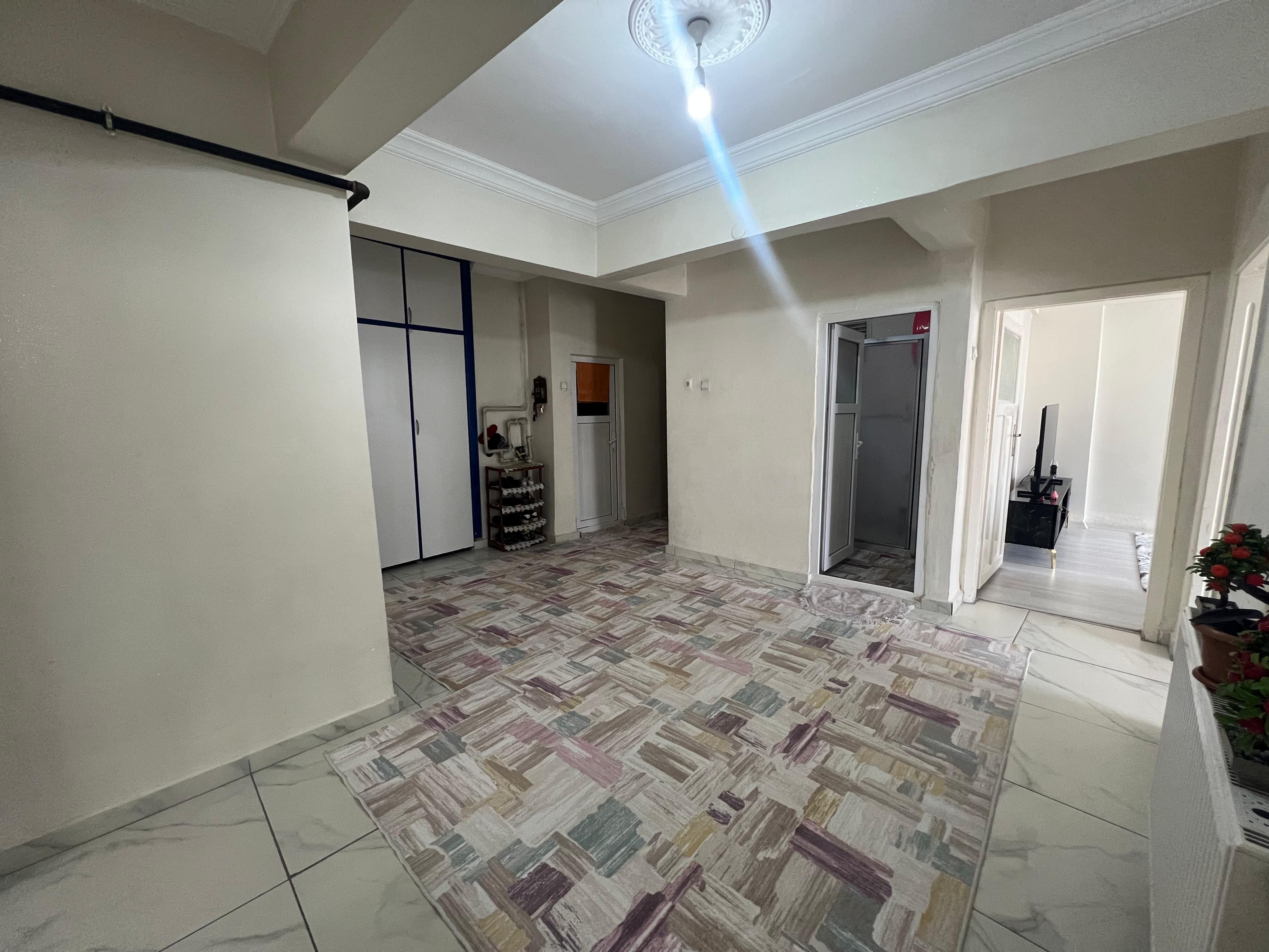POLİS OKULU KAYA TAKSİ DURAĞI YANI SATILIK 3+1 ASANSÖRLÜ DAİRE