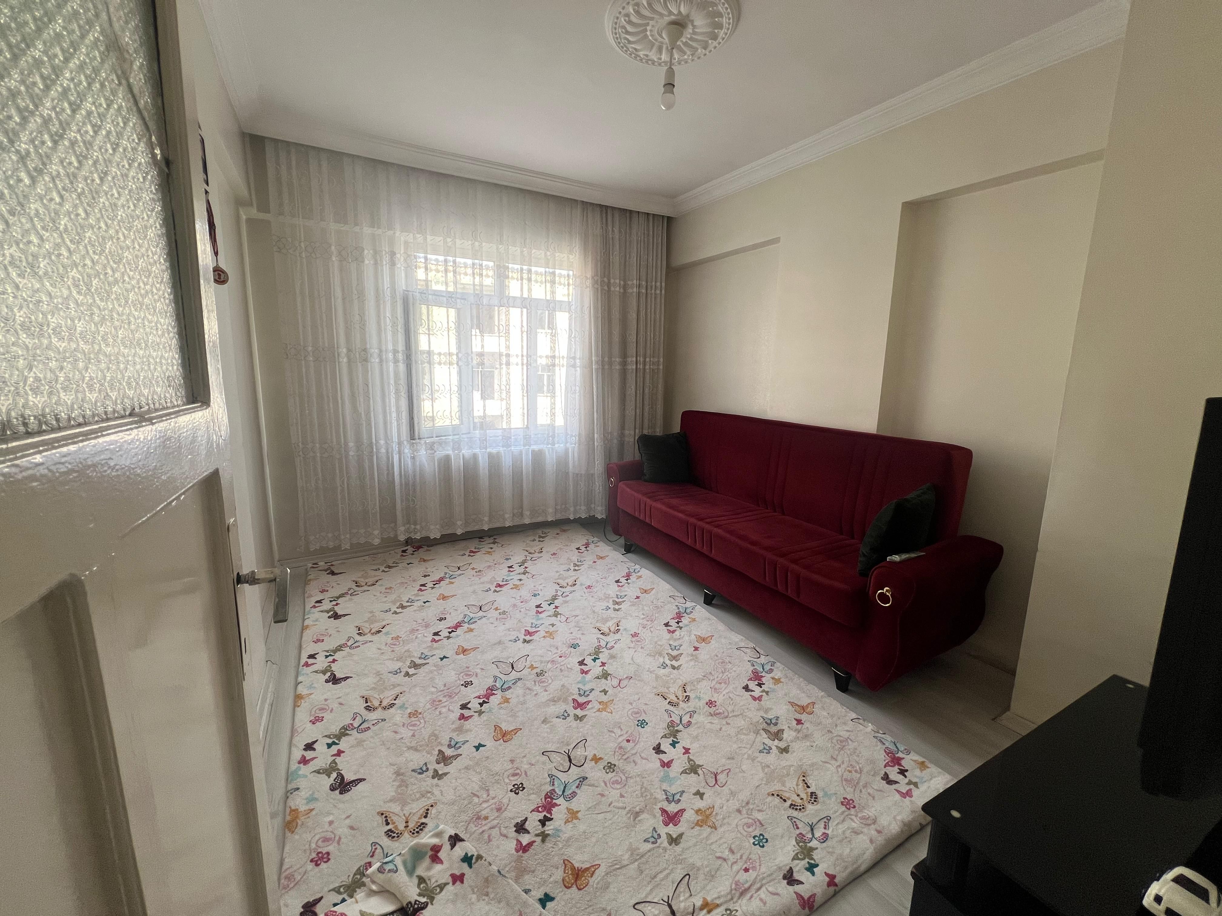 POLİS OKULU KAYA TAKSİ DURAĞI YANI SATILIK 3+1 ASANSÖRLÜ DAİRE