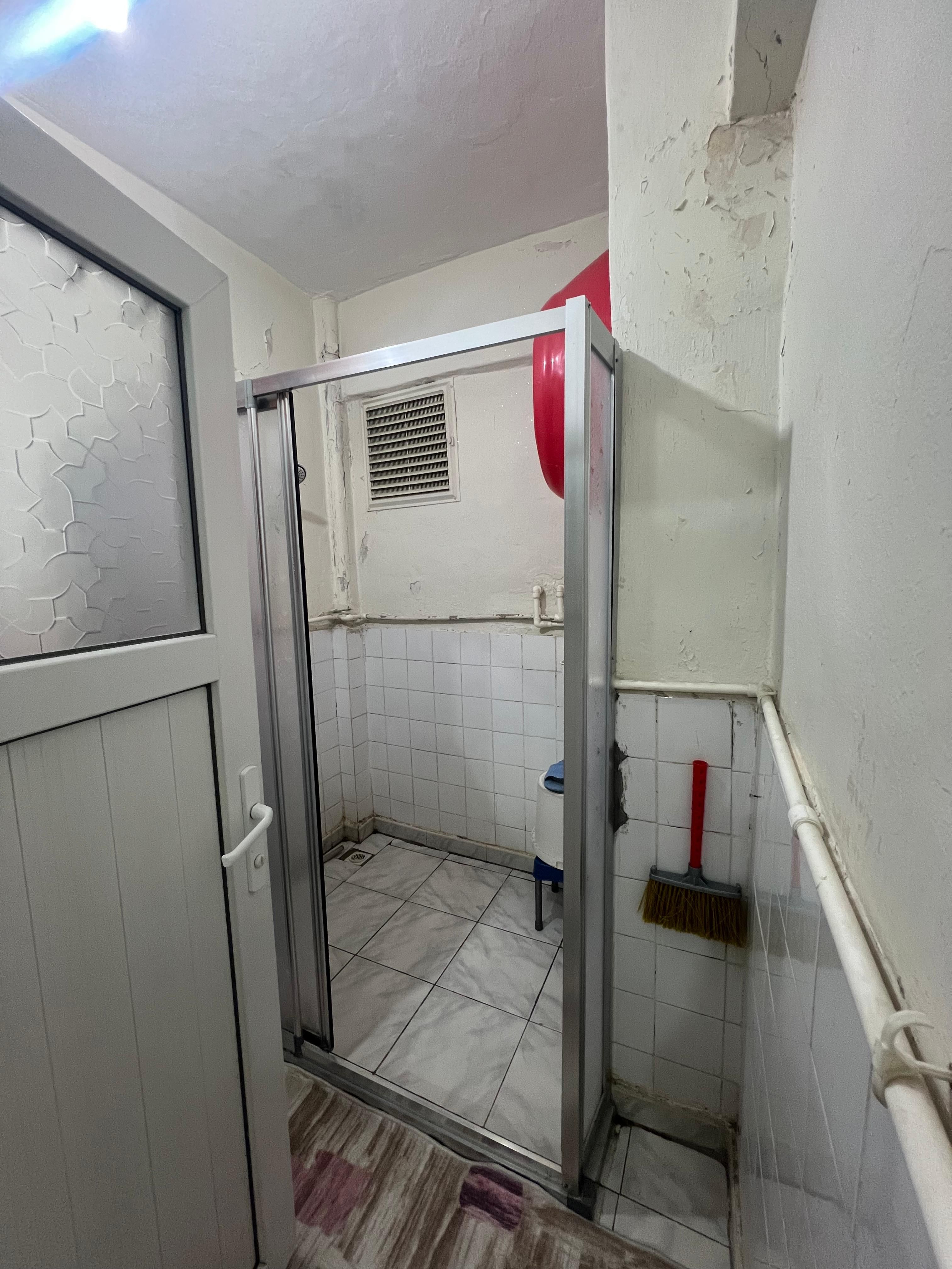 POLİS OKULU KAYA TAKSİ DURAĞI YANI SATILIK 3+1 ASANSÖRLÜ DAİRE