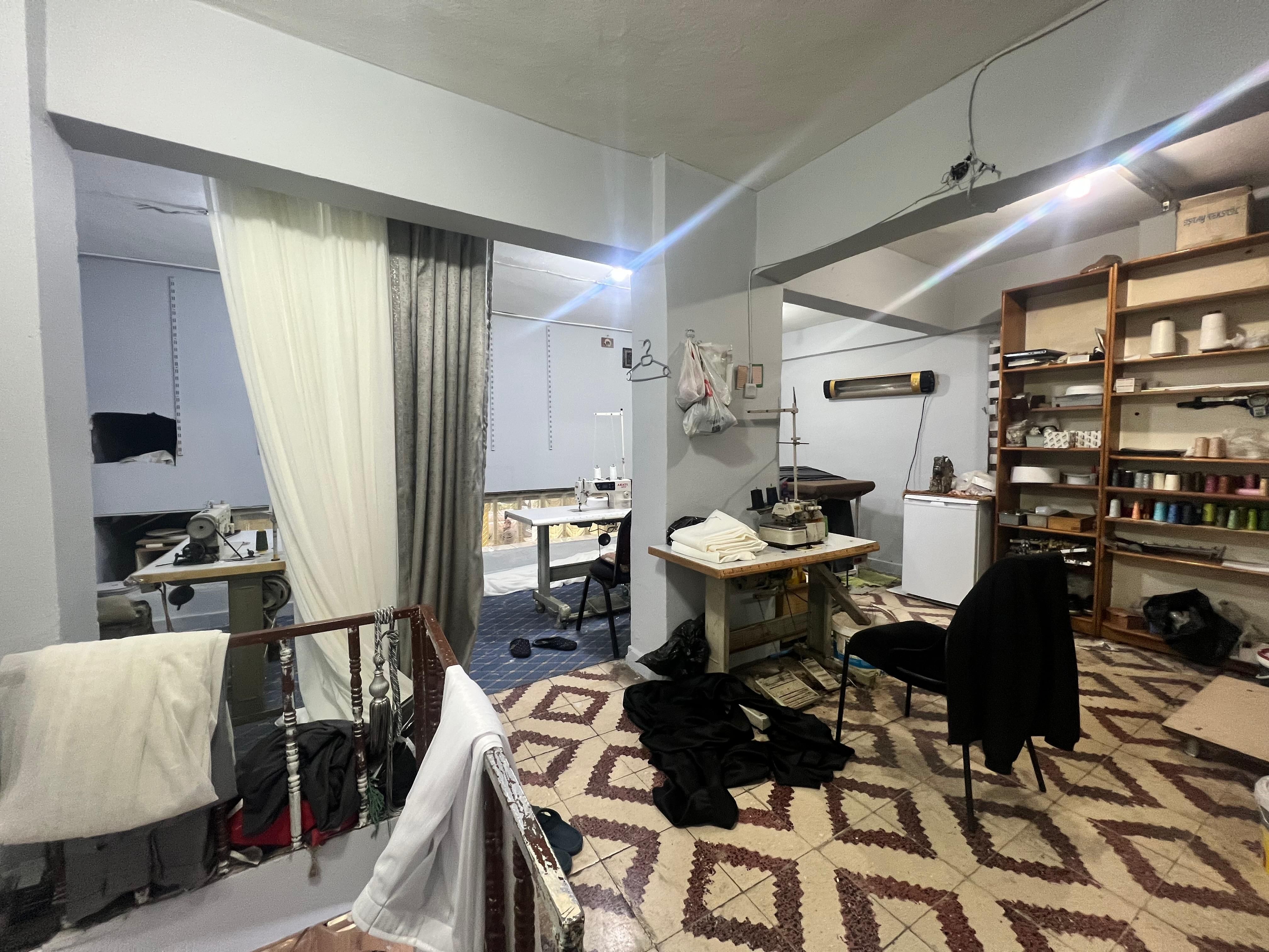 HATBOYU CADDESİNDE SATILIK 2 KATLI İŞ YERİ