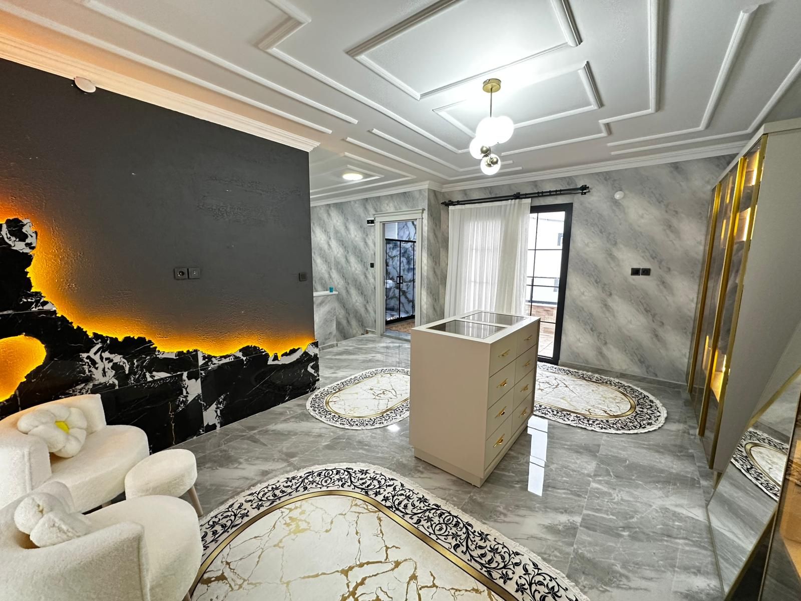 TOPTANCILAR DA DAİRE FİYATINA ACİL SATILIK 4.5+1 TRİPLEX VİLLA