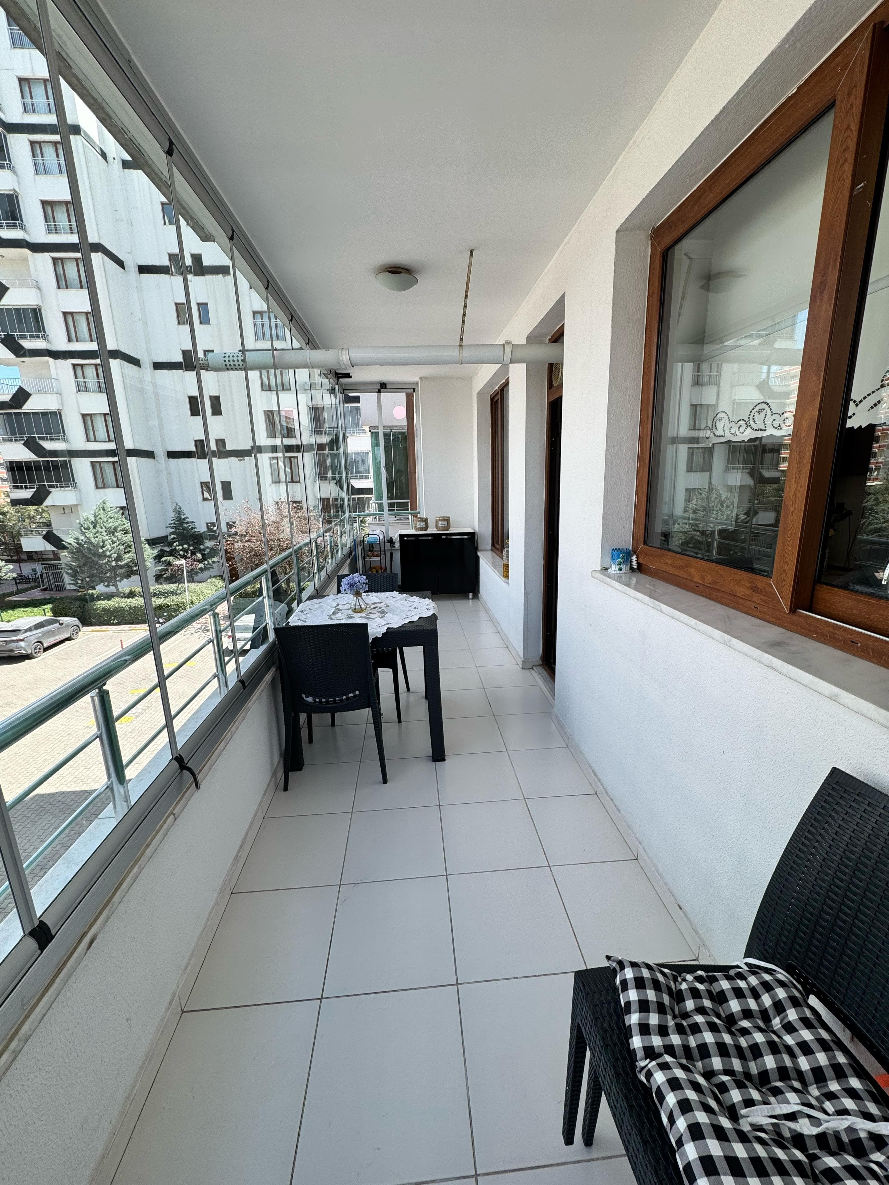 75.CD ÜZERİ FULL MASRAFLI ACİL SATILIK 4+1 DAİRE!