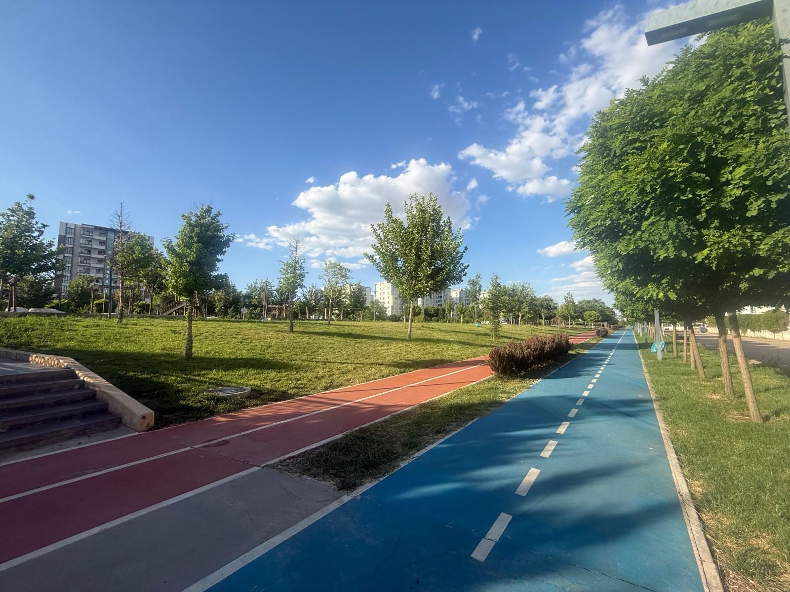BAĞCILAR NEVROZ YAKINI HECI SEYİD ARKASI SATILIK 2+1 DAİRE