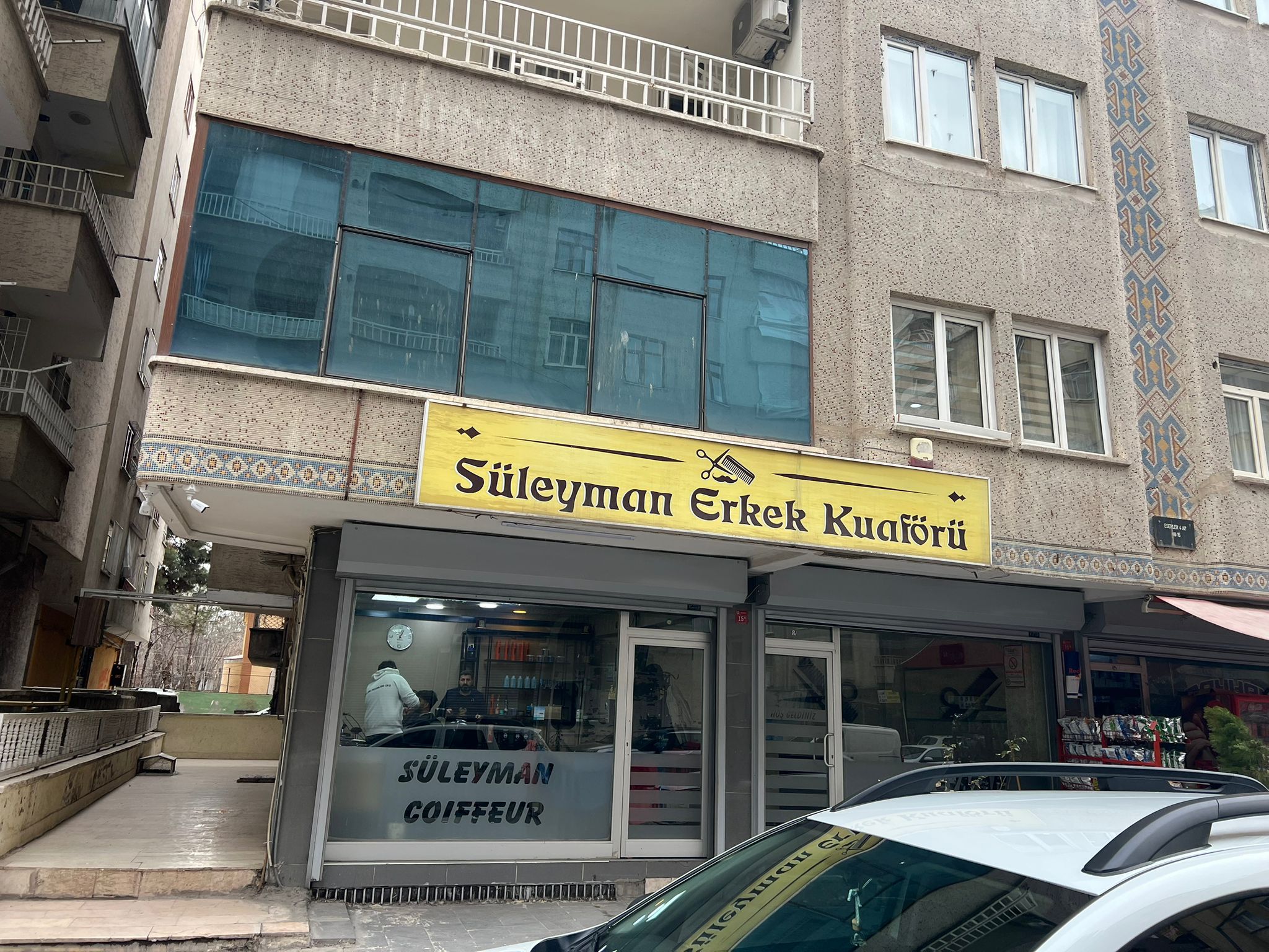 OFİS MERKEZİ KONUMDA İŞYERİNE UYGUN 2,5+1 DAİRE
