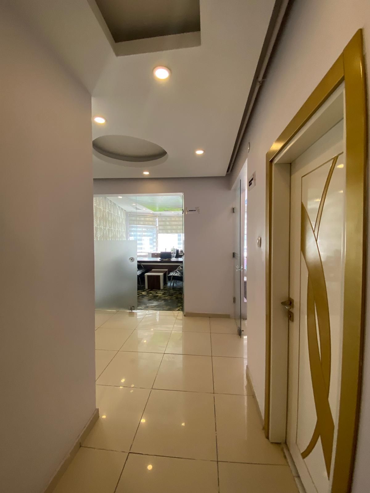 OFİS GEVRAN CADDESİNE YÜRÜME MESAFESİNDE SATILIK 3+1
