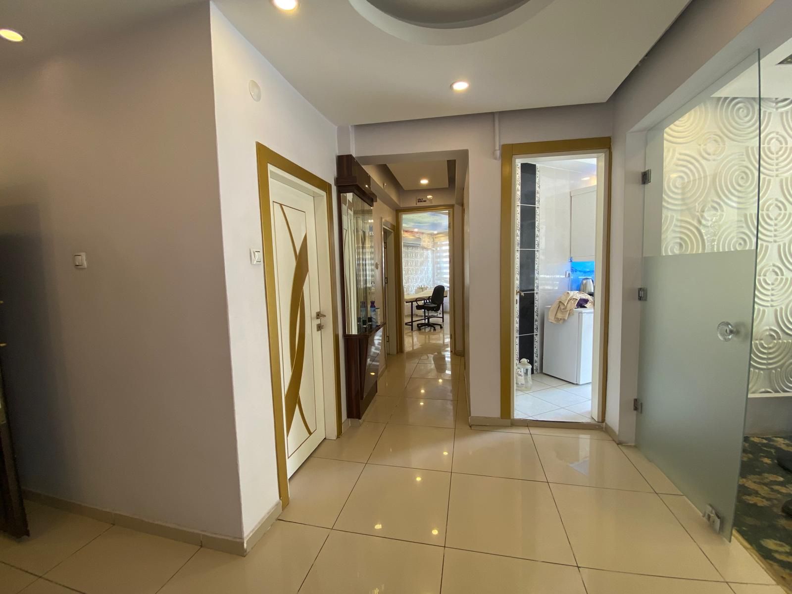 OFİS GEVRAN CADDESİNE YÜRÜME MESAFESİNDE SATILIK 3+1
