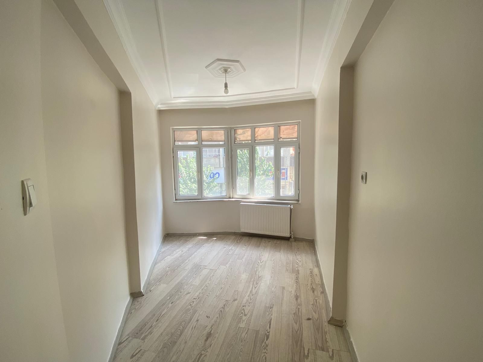OFİS GEVRAN CADDESİNE YÜRÜME MESAFESİNDE SATILIK 3+1 FIRSAT DAİRE