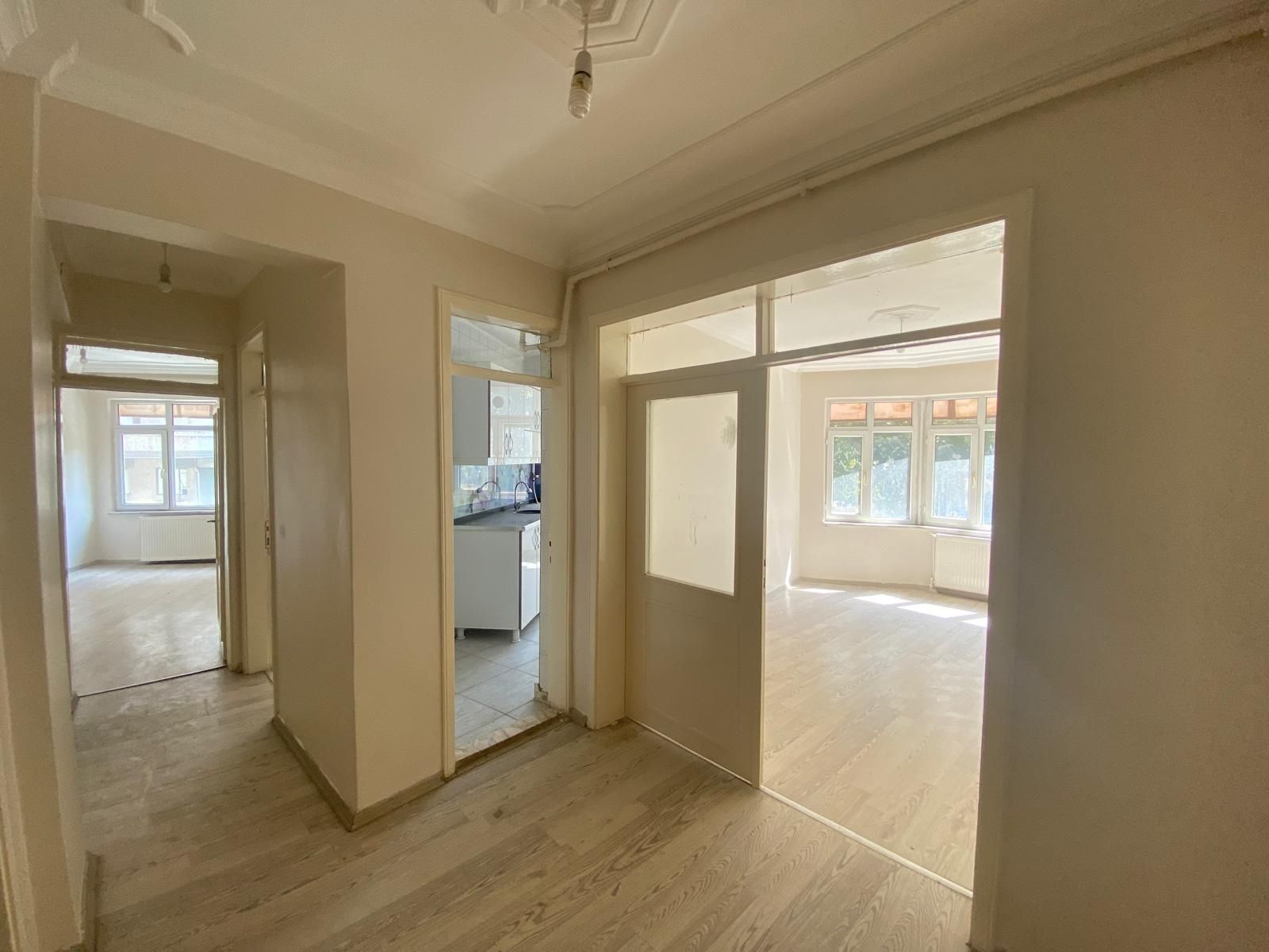 OFİS GEVRAN CADDESİNE YÜRÜME MESAFESİNDE SATILIK 3+1 FIRSAT DAİRE