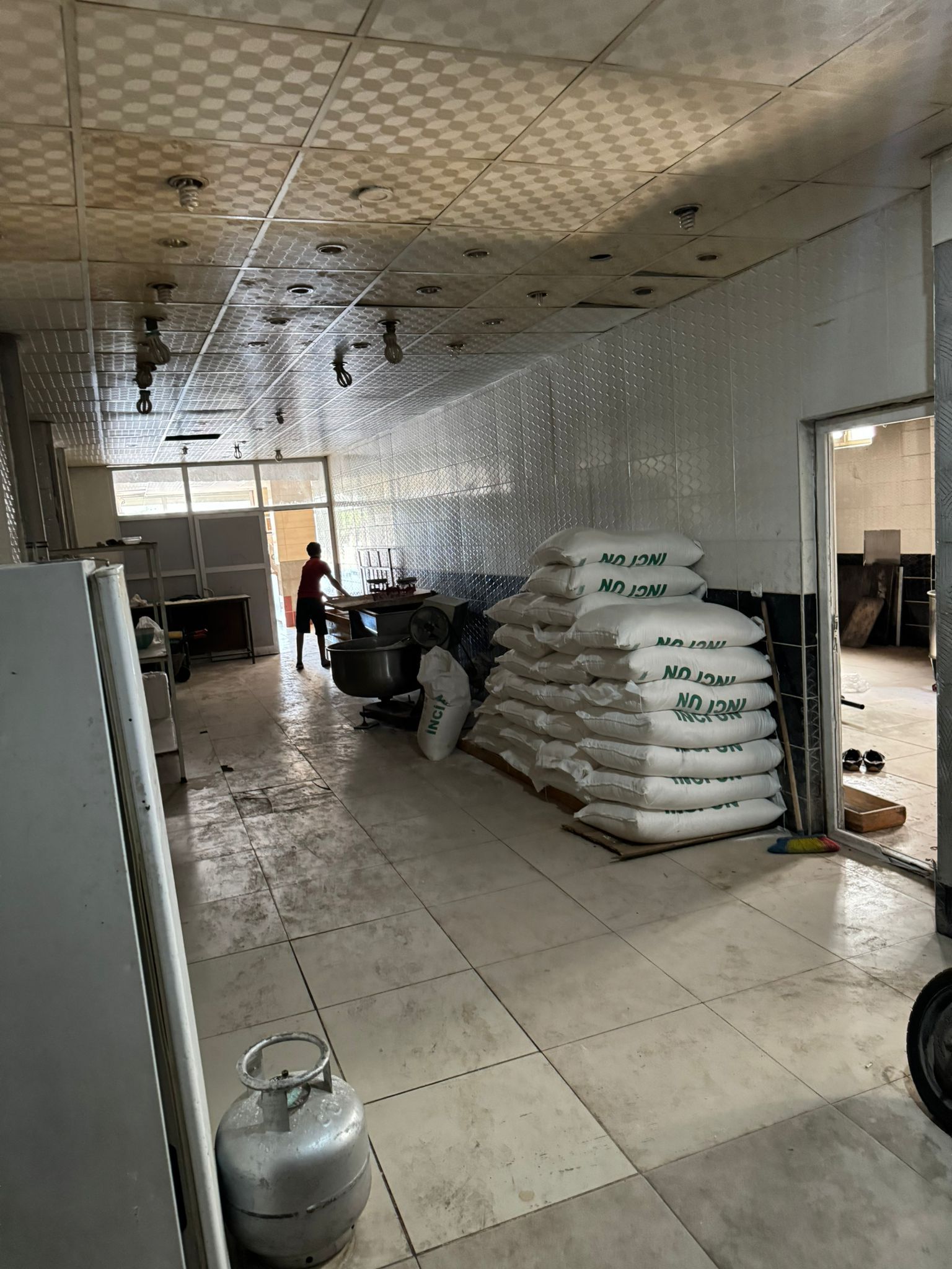 NEVROZ PARK OPET PETROL ARKASI'NDA SATILIK FIRIN