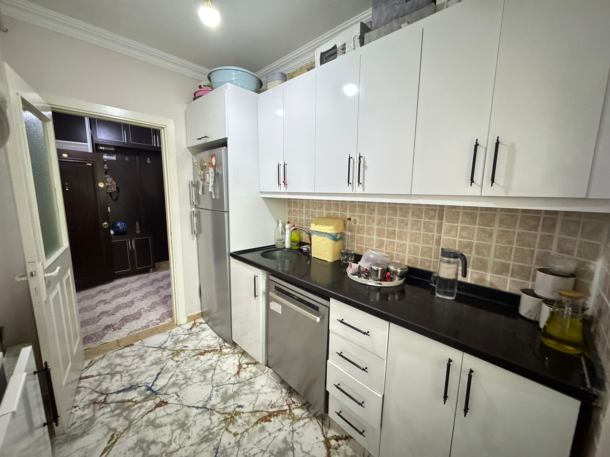 ÜÇKUYULAR 3.ETAP FG TOKİDE ACİL SATILLIK BAKIMLI 2+1 YÜKSEK GİRİŞ