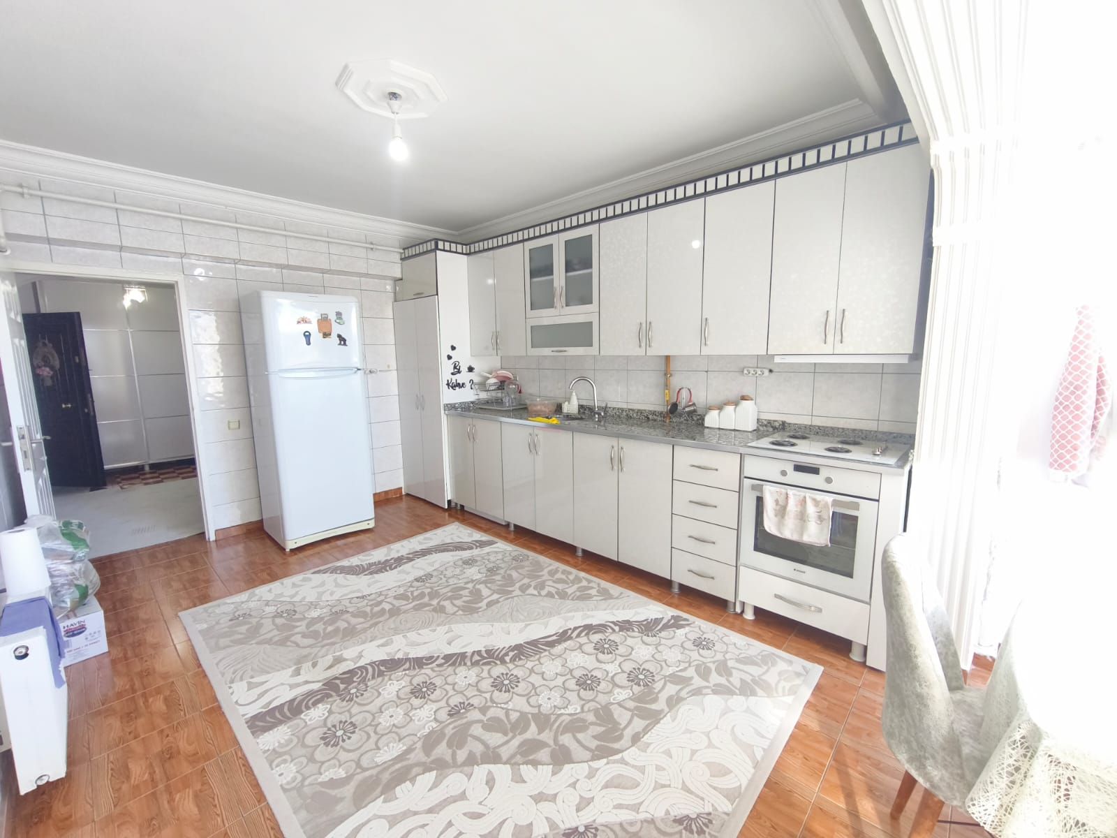 YENİYOL ROBOSKİ PARKI KARŞISI OPET PETROL YANI 3,5+1 SATILIK DAİRE