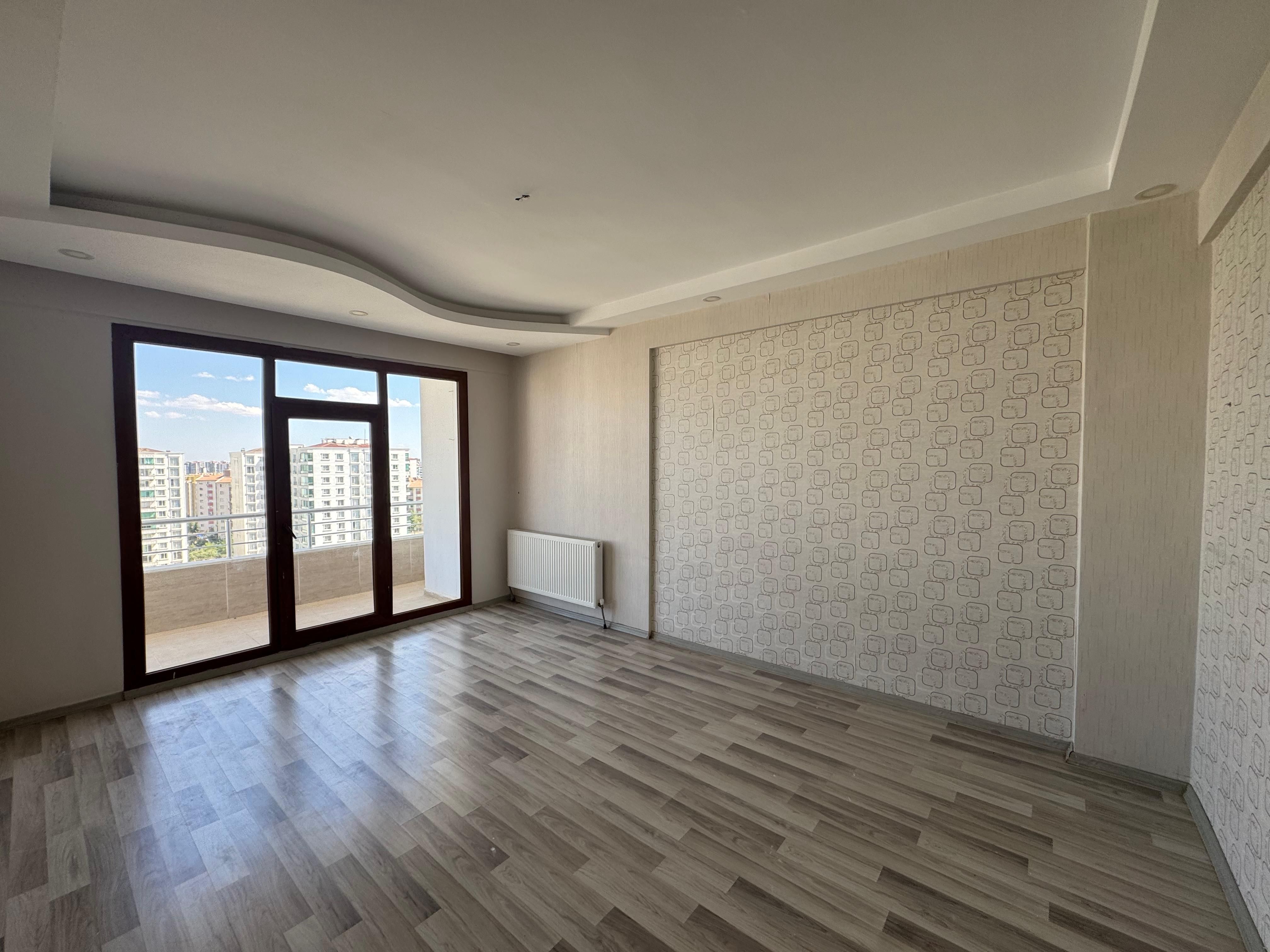 ARAŞTIRMA ARKASI , GENİŞ VE KULLANIŞLI 4+1 SATILIK DAİRE