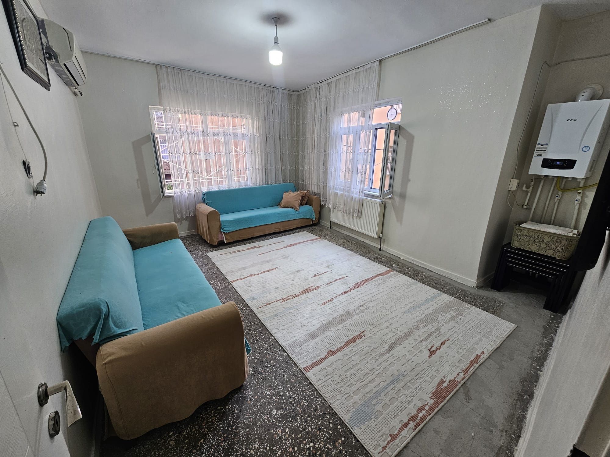ACİLL!!! KOŞUYOLU ORYIL PETROL CİVARI SATILIK FIRSAT DAİRE