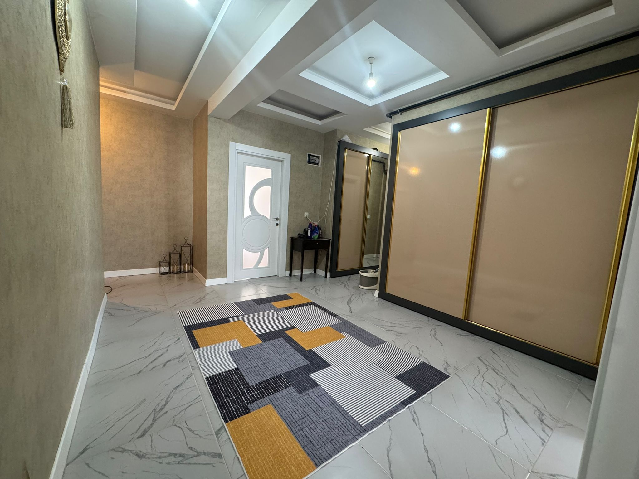 75 YOL BİTİMİ SATILIK 4,5+1 FULL MASRAFLI SATILIK DAİRE