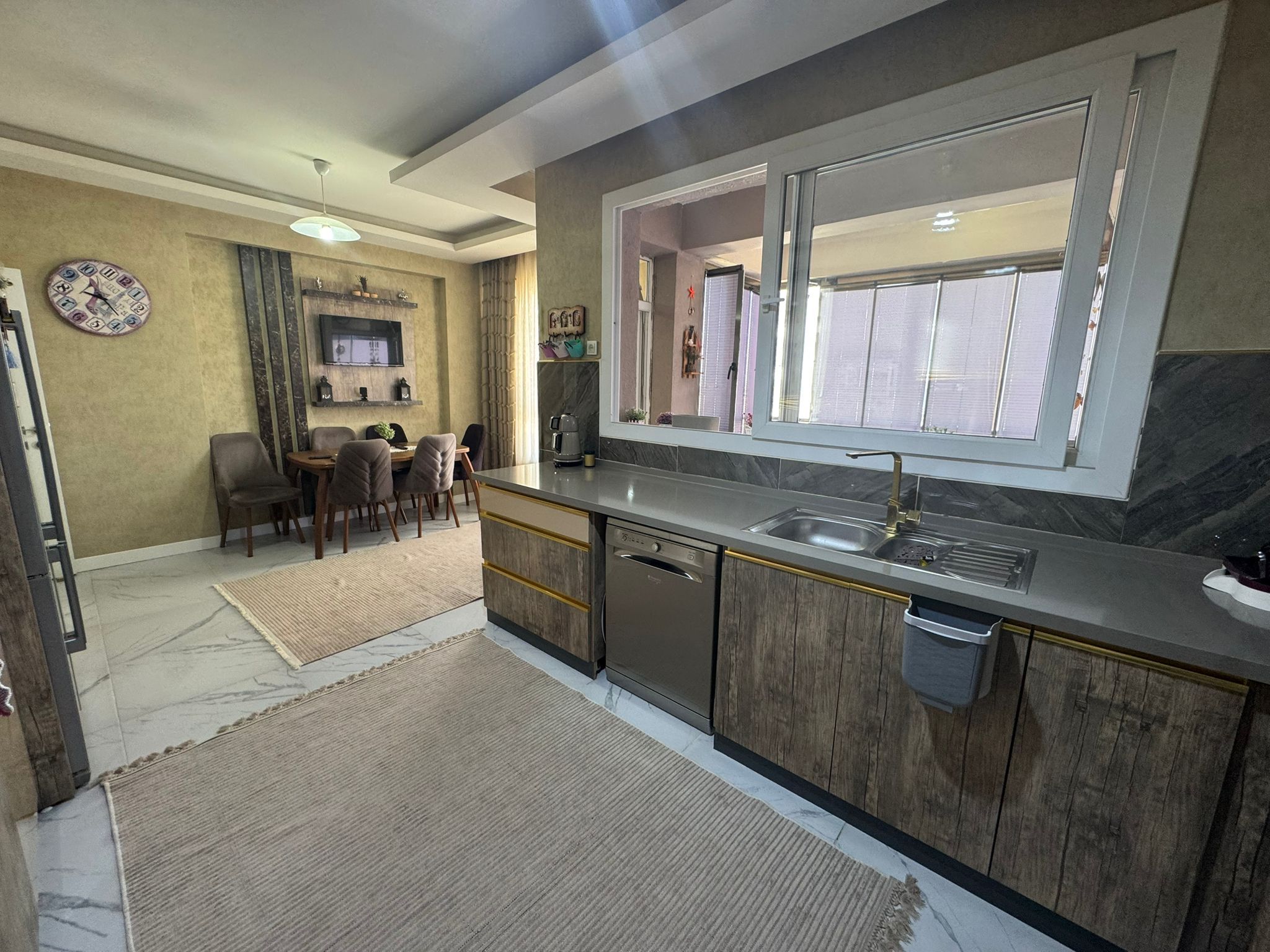 75 YOL BİTİMİ SATILIK 4,5+1 FULL MASRAFLI SATILIK DAİRE