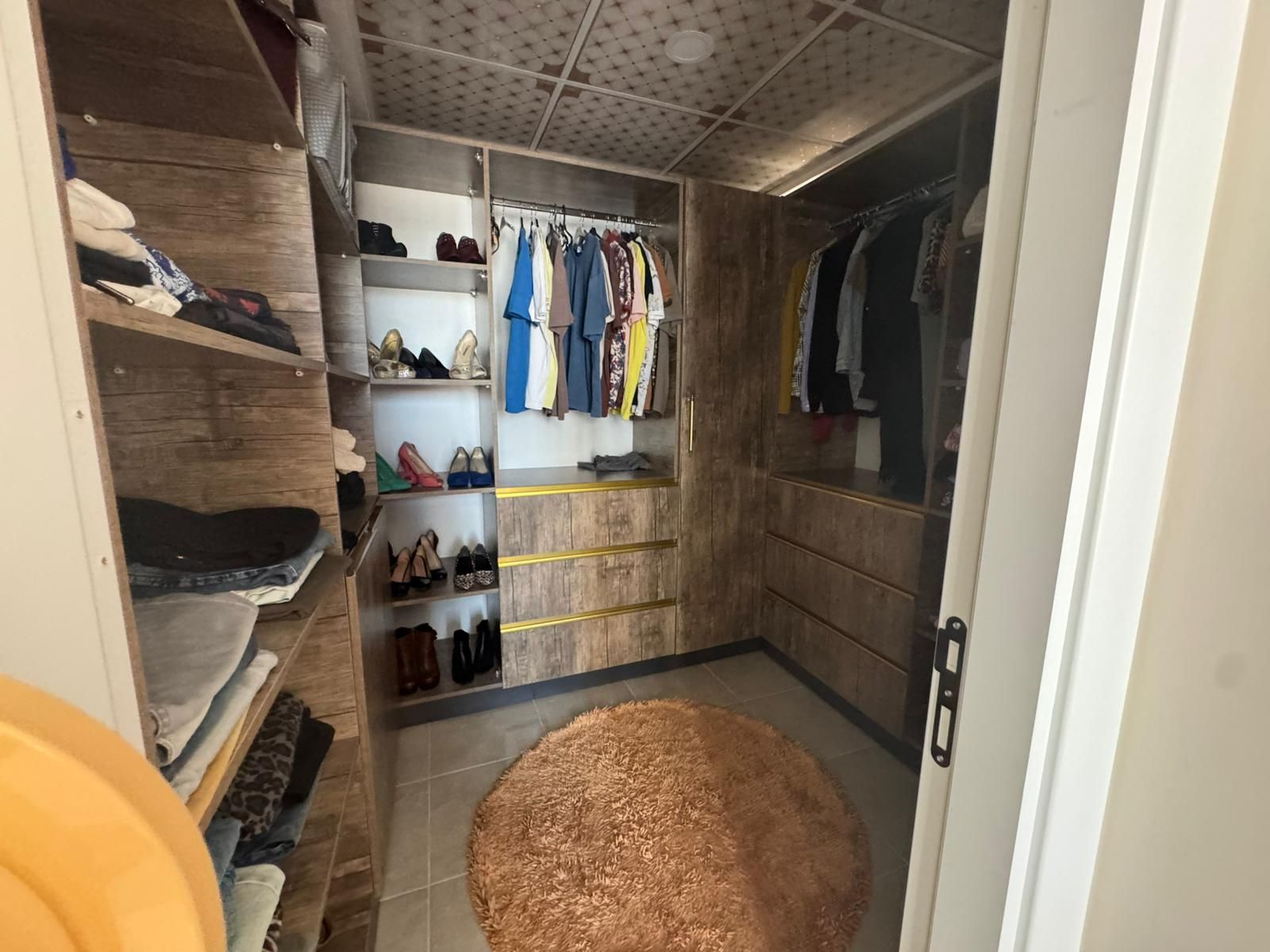 75 YOL BİTİMİ SATILIK 4,5+1 FULL MASRAFLI SATILIK DAİRE